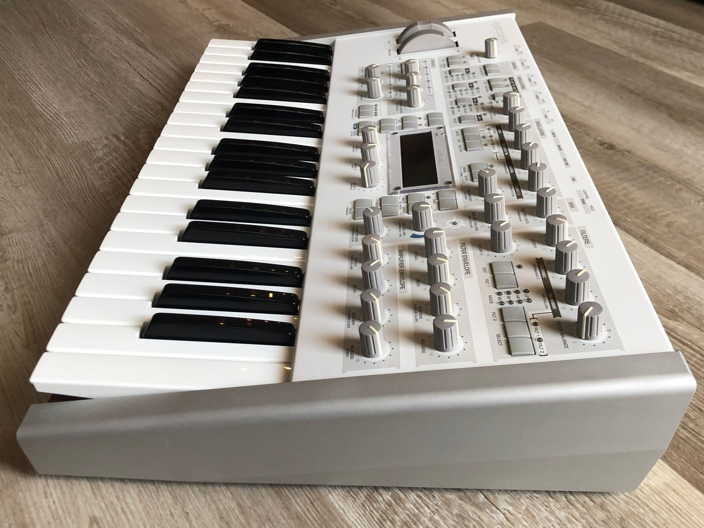 Access Virus TI Polar with New Battery, OG Power Cable, New USB Cable