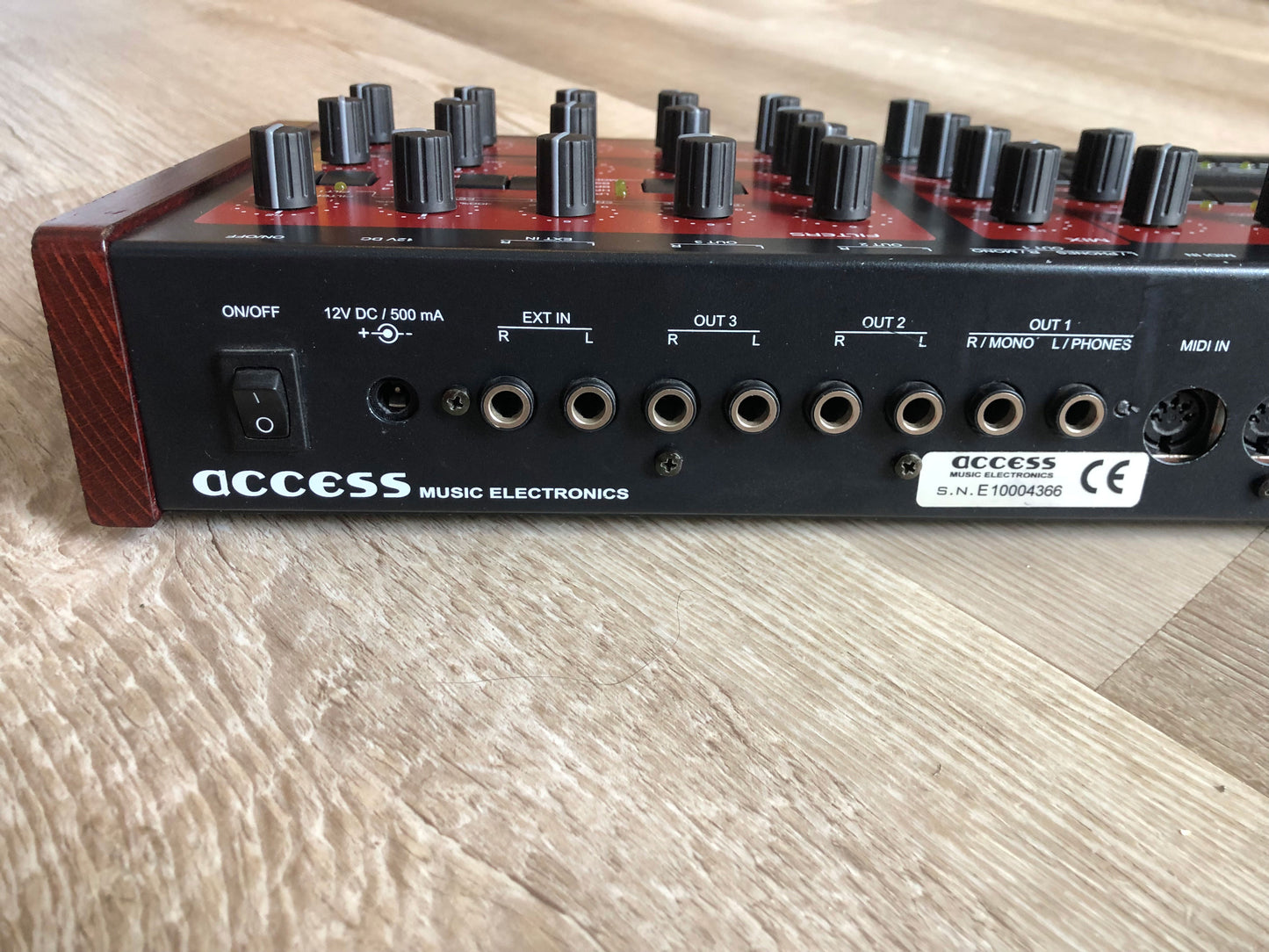 Access Virus B Desktop, All New Tacts, Power Filter Cap, Battery + PSU, OS 4.9