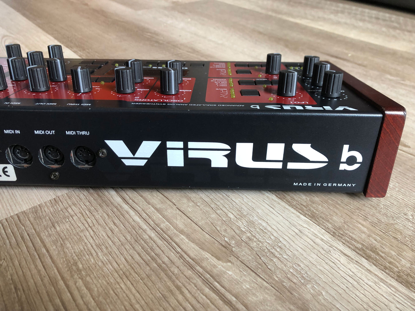 Access Virus B Desktop, New Tacts, Power Filter Cap, Battery + PSU, OS 4.5.2