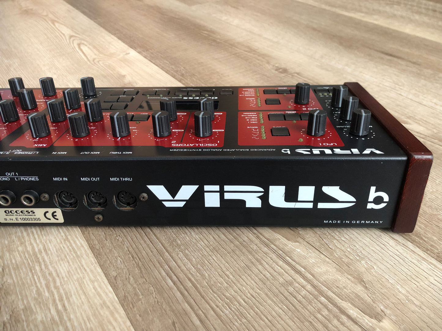 Access Virus B Desktop, New Tacts, Power Filter Cap, Battery + PSU, OS 4.9