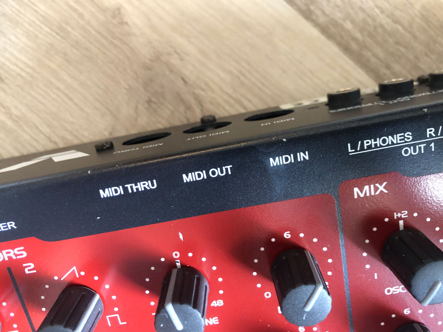 Access Virus B Desktop, All New Tacts, Power Filter Cap, Battery + PSU, OS 4.9