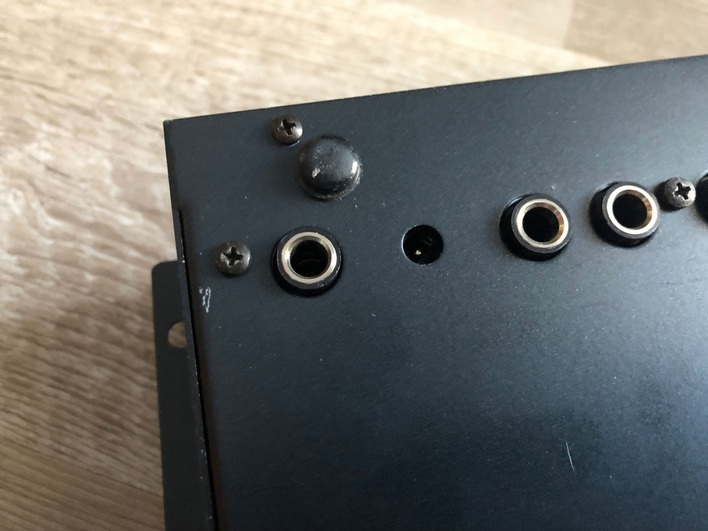 Access Virus TI Rack, All New Tacts, Battery + PSU, OS 5.1.7