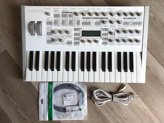 Access Virus TI Polar with New Battery, OG Power Cable, New USB Cable