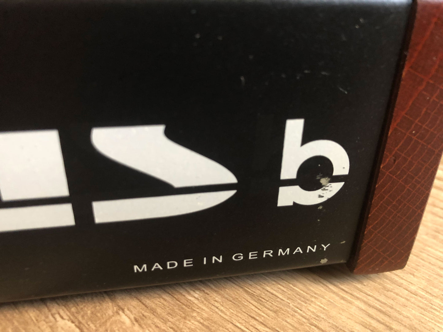 Access Virus B Desktop, All New Tacts, Power Filter Cap, Battery + PSU, OS 4.9