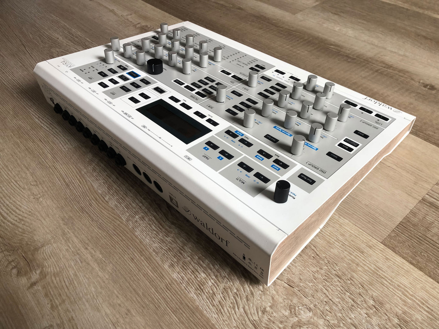 Waldorf Kyra Minty w/ OG Box, Manual, PSU, USB, & Latest OS