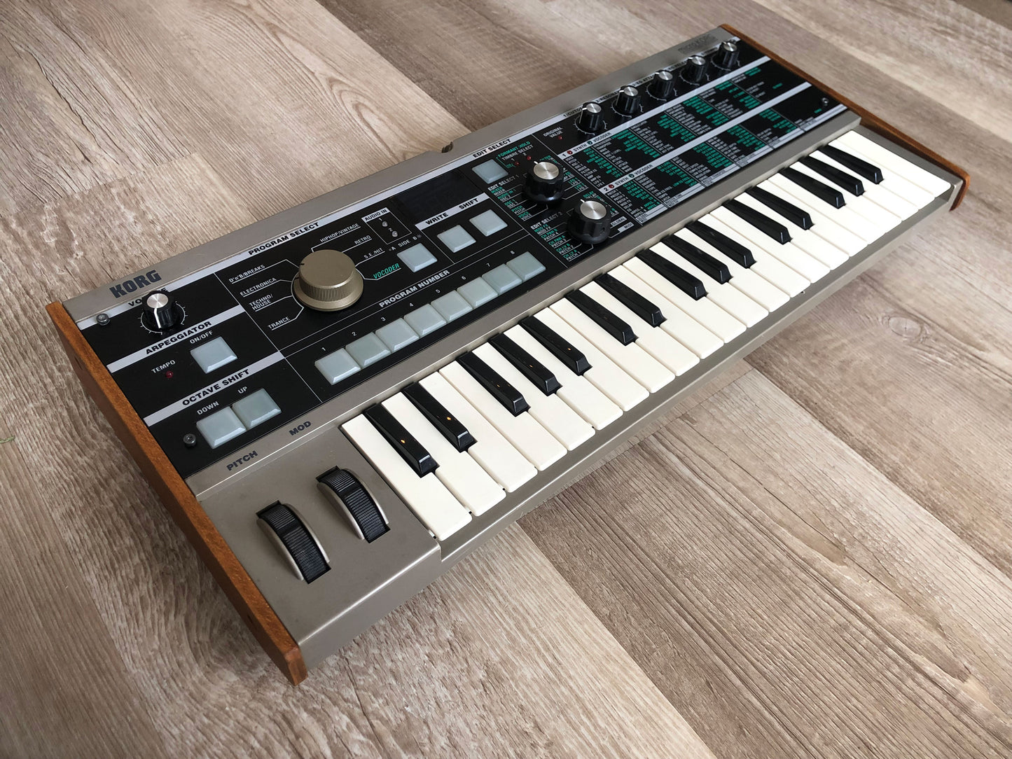 Budget MicroKorg with PSU (No Mic)