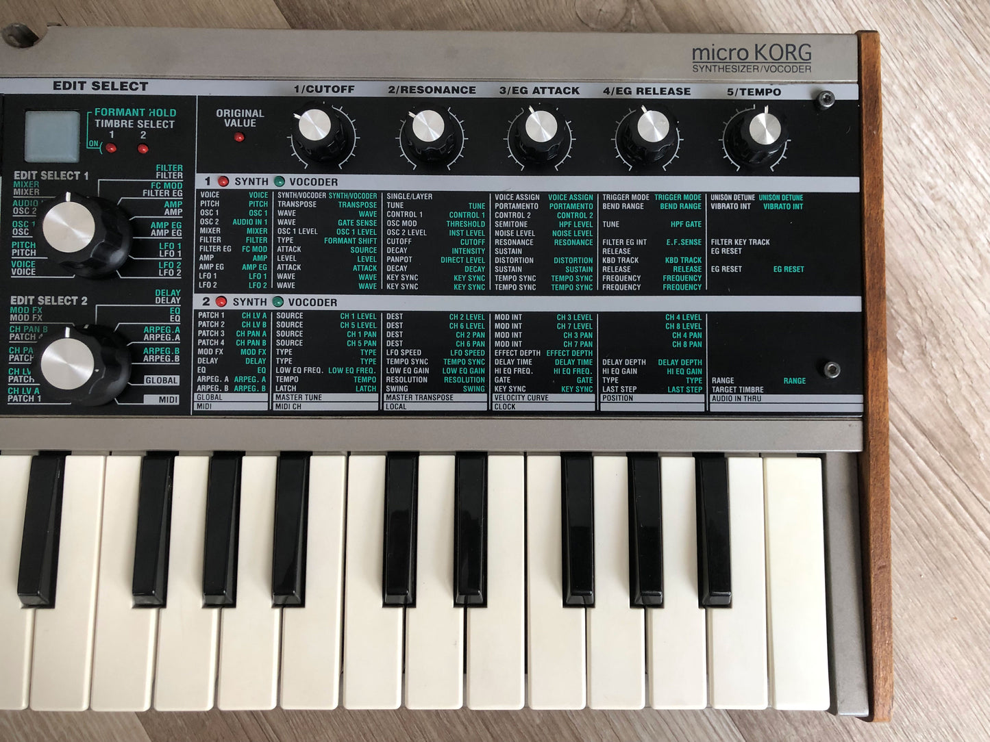 Budget MicroKorg with PSU (No Mic)
