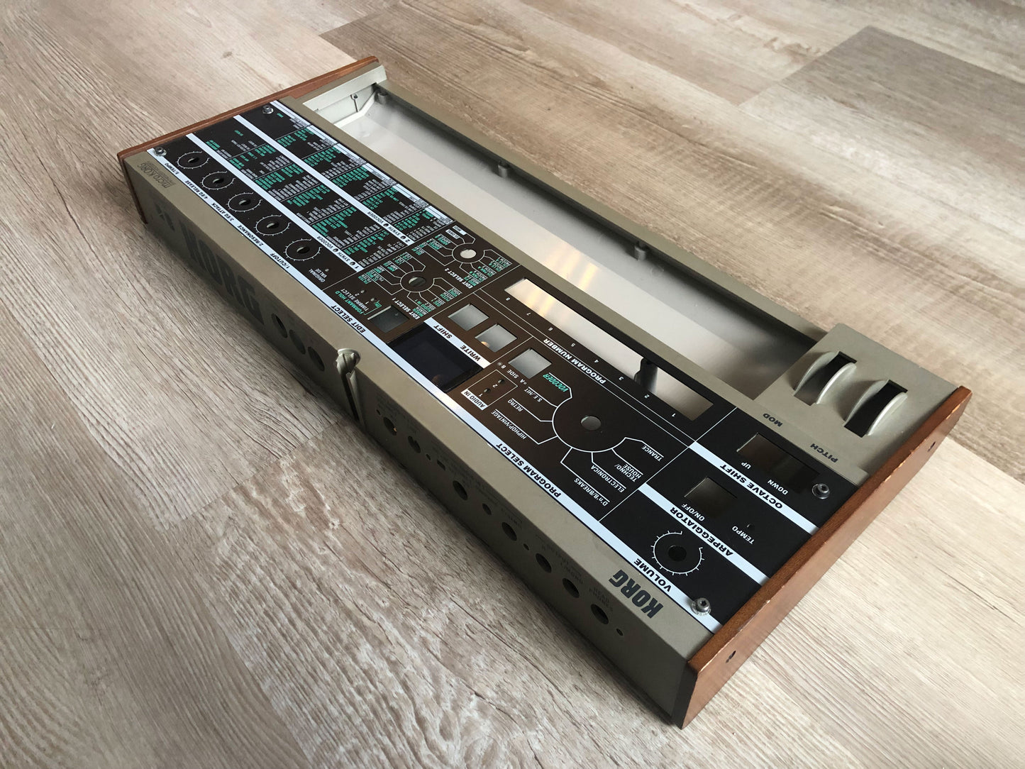 MicroKorg Chassis w/ Faceplate & Wood Sides in Good Condition