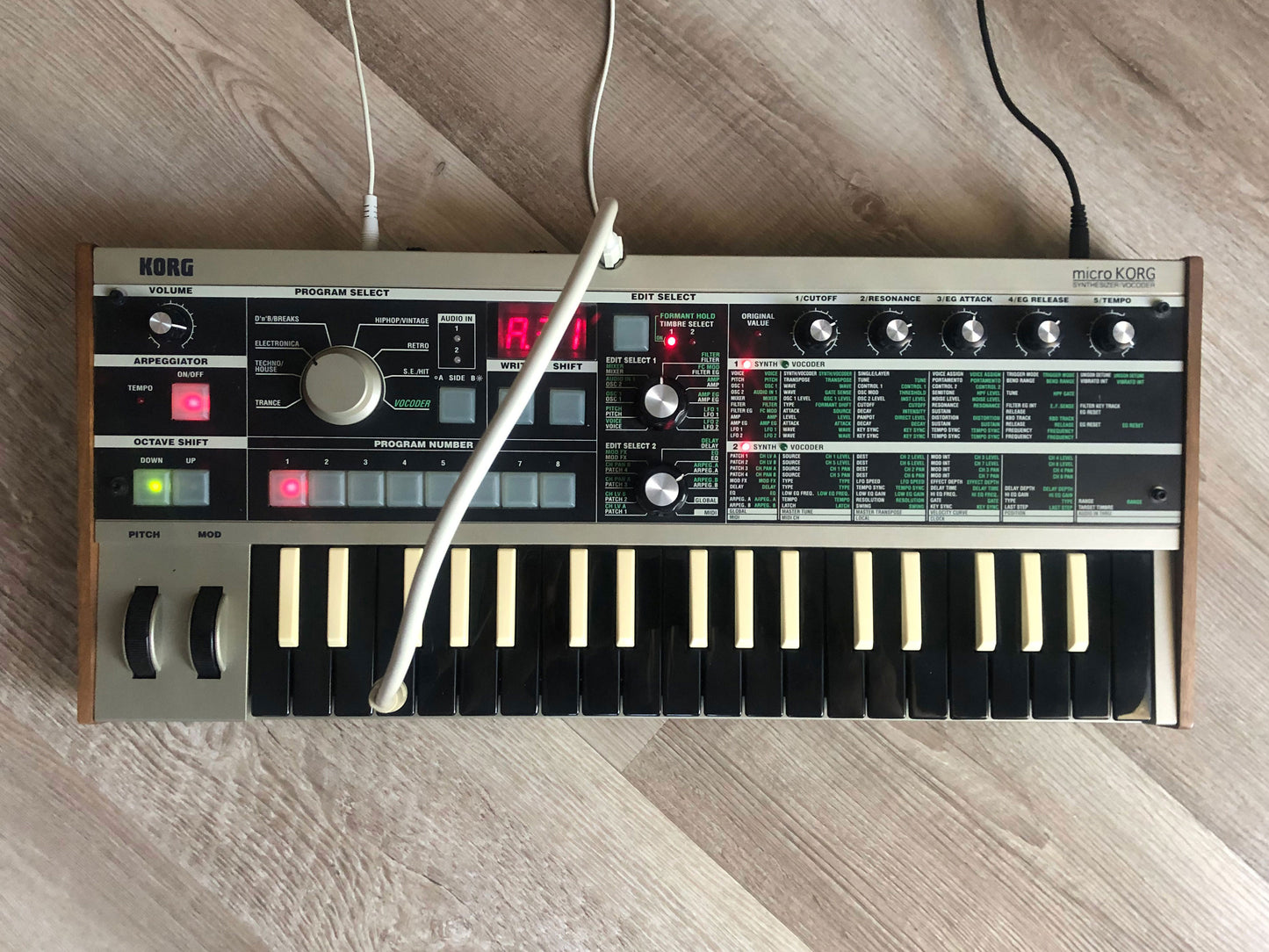 Limited Edition MicroKorg w/ OEM Mic, Aftermarket PSU, Excellent Condition