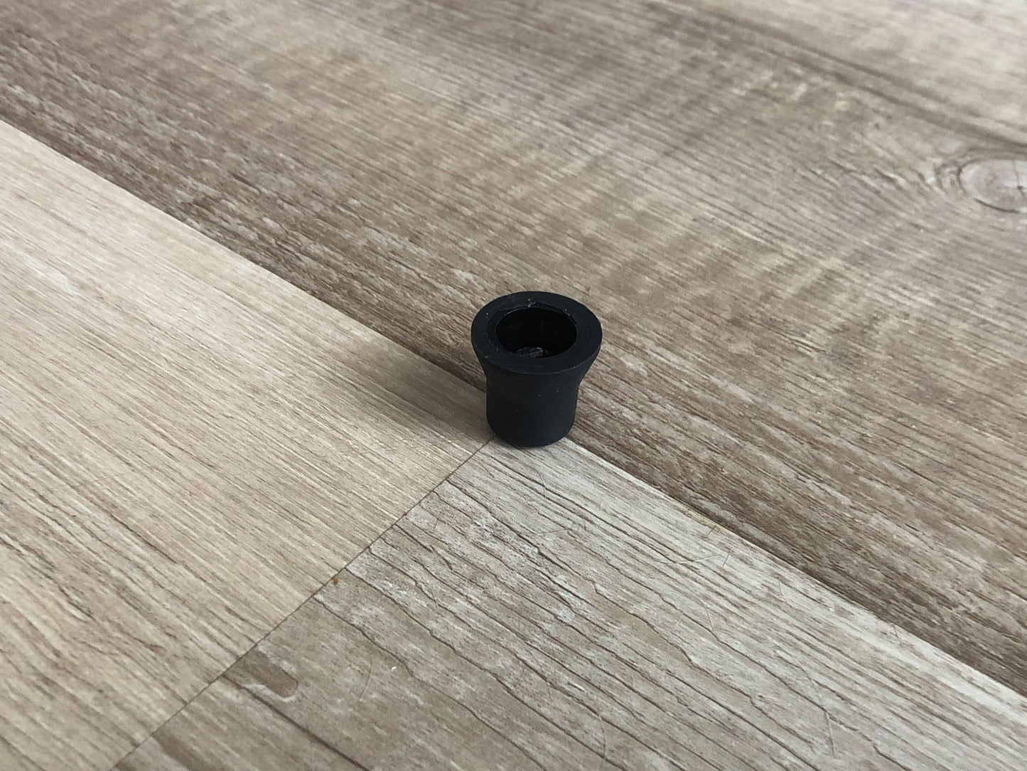 OEM Alesis Ion Knobs / Alesis Micron Knobs (Black)