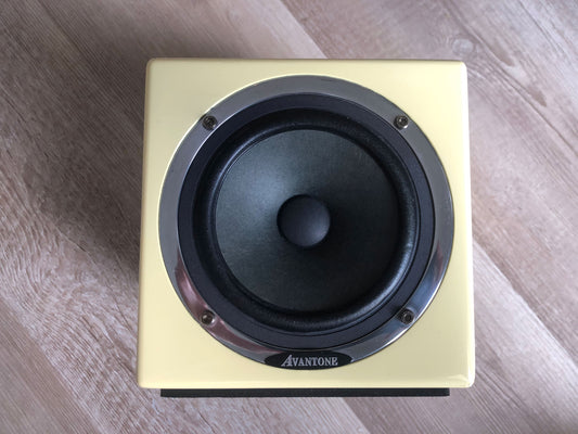 Avantone Pro Active Mixcube (Buttercream) w/ Original Power Supply