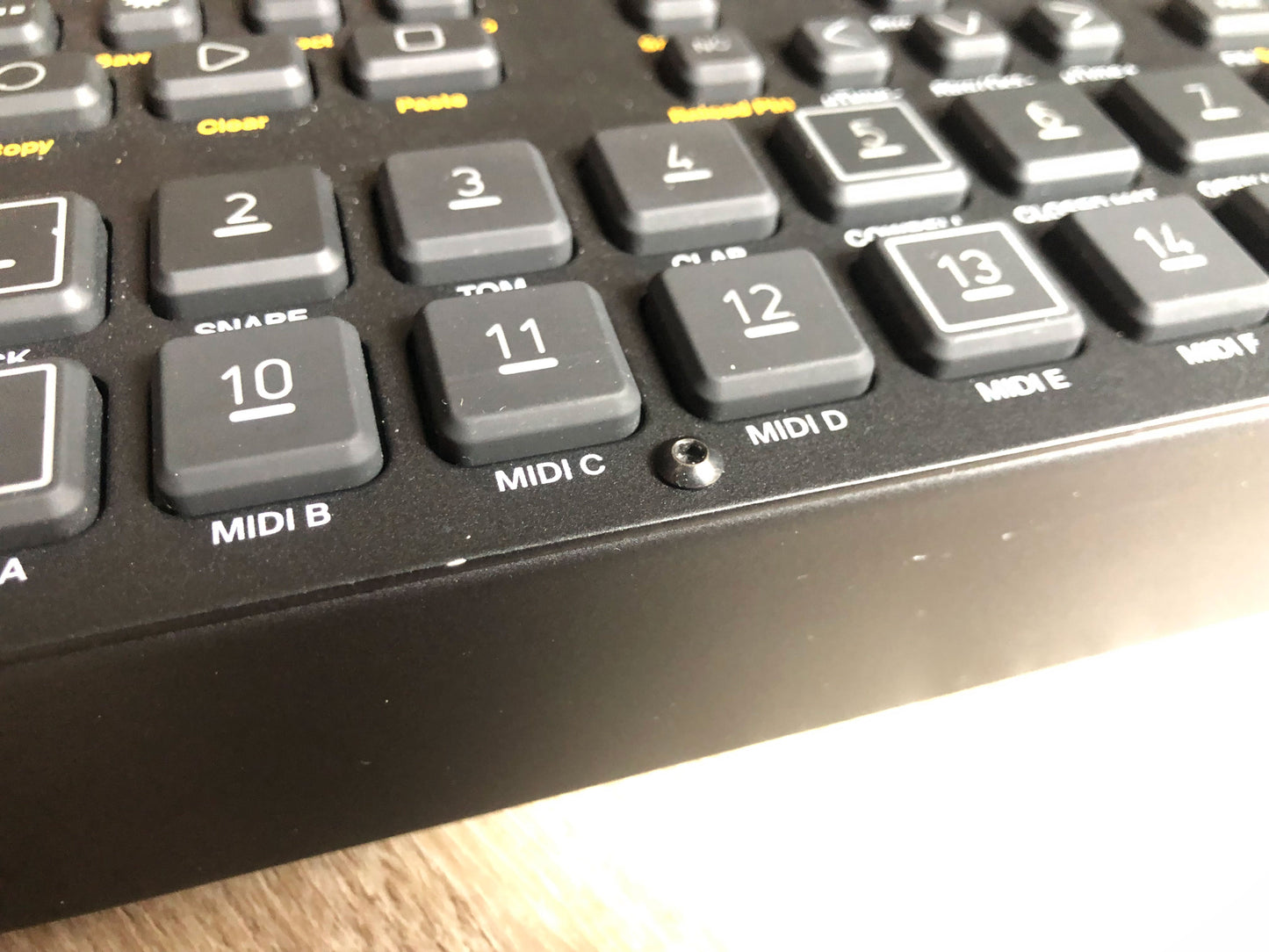 Elektron Digitakt in Excellent Condition w/ OG PSU, Box, Packing, Manual