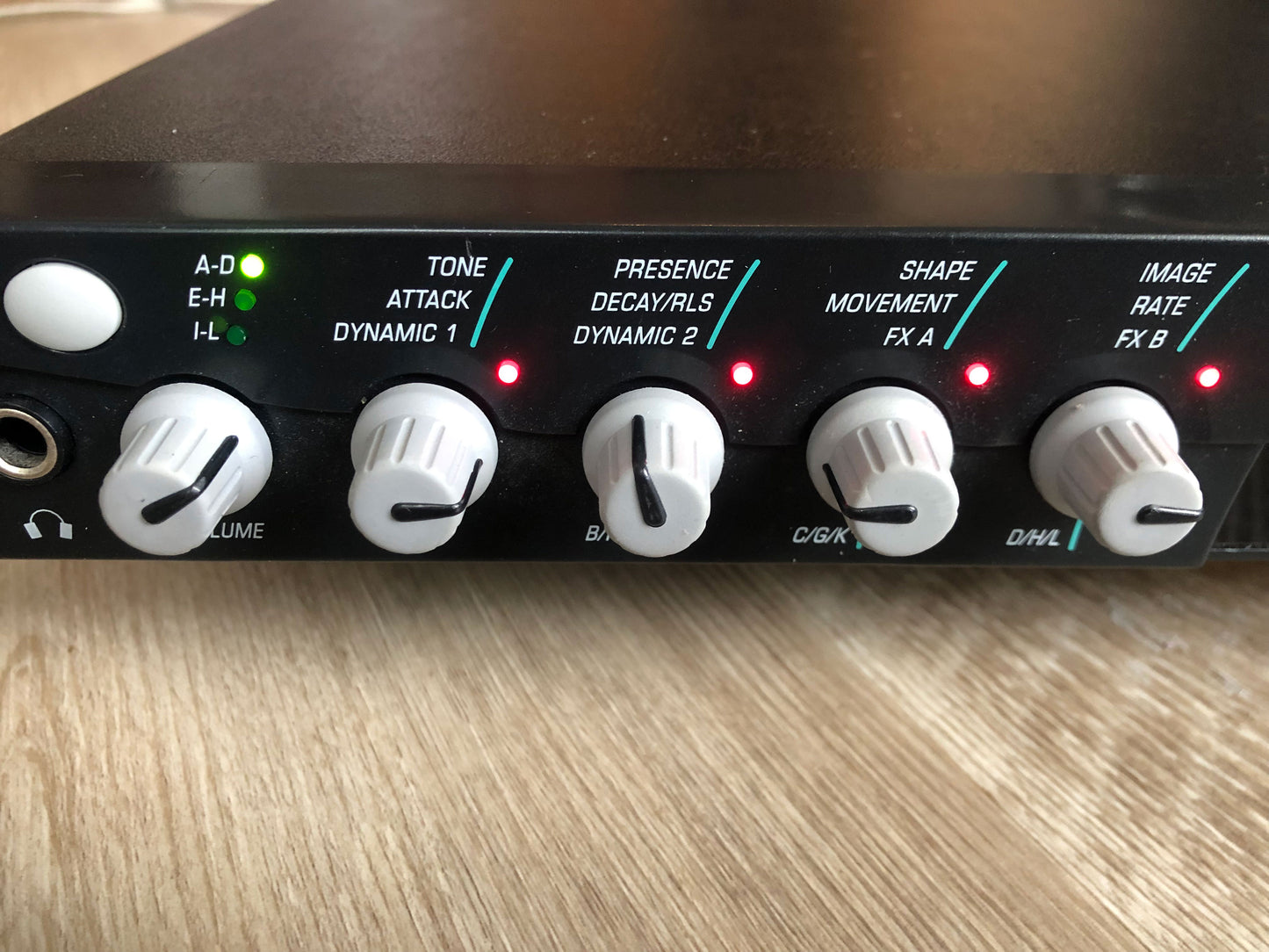 E-MU Systems Proteus 2000 w/ Rack Ears & New Encoder (Near Mint)