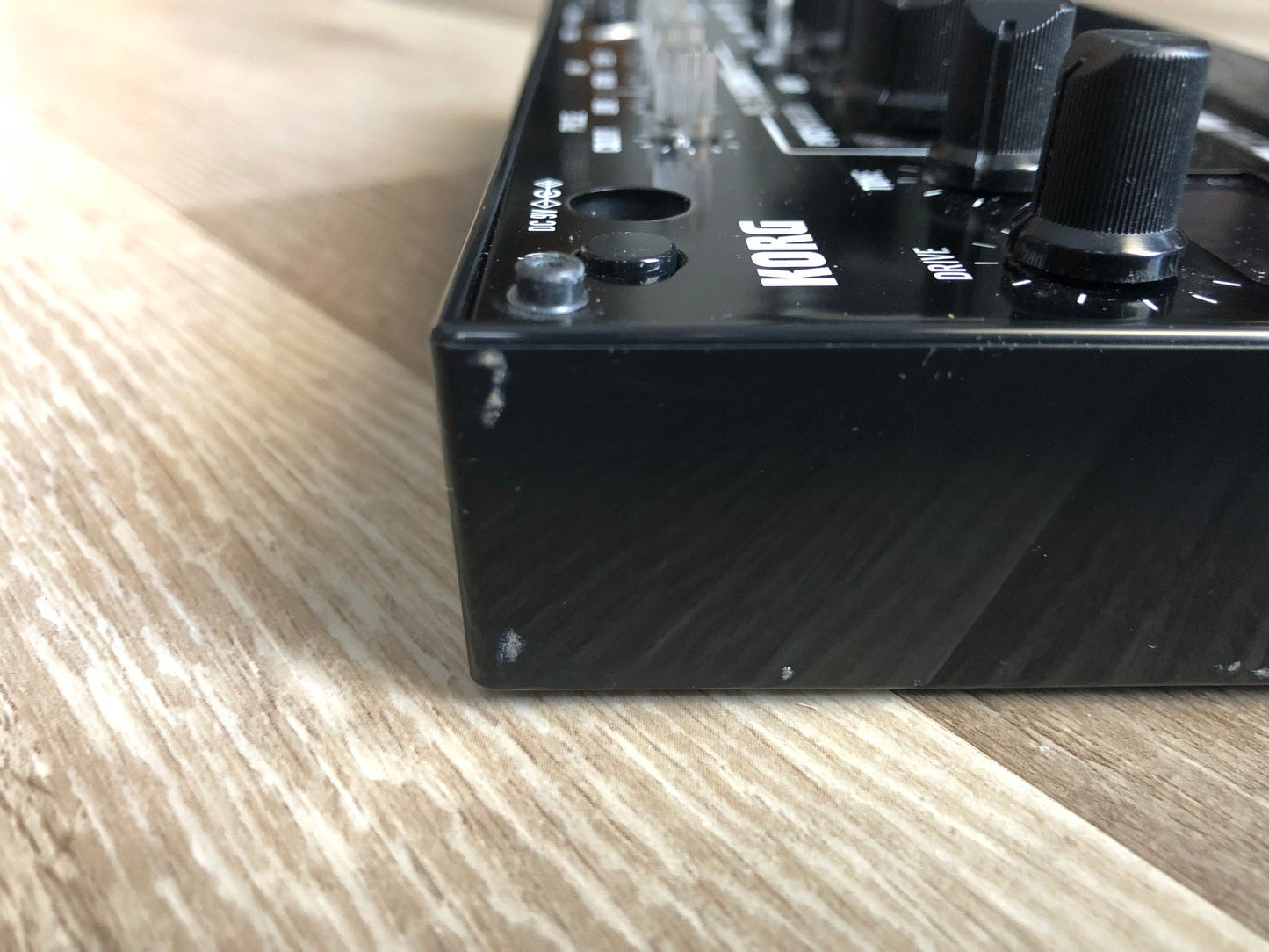 Korg Volca Kick Analog Kick / Bass Generator with Original Box