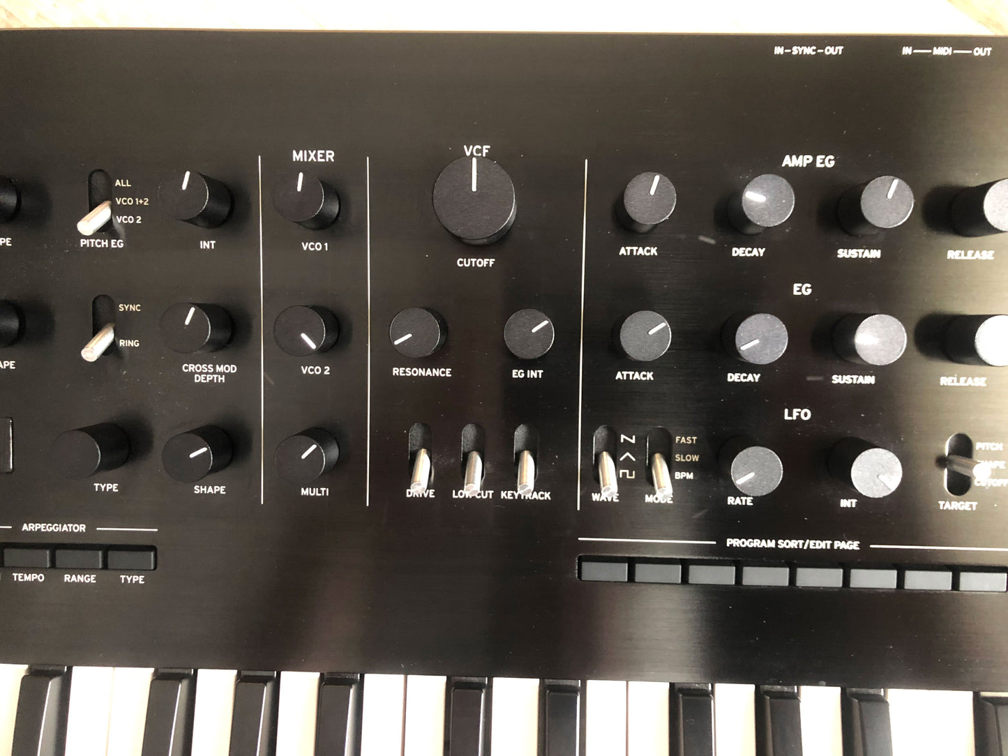 Korg Prologue 8 Voice 49-key Analog Synthesizer in Excellent Condition