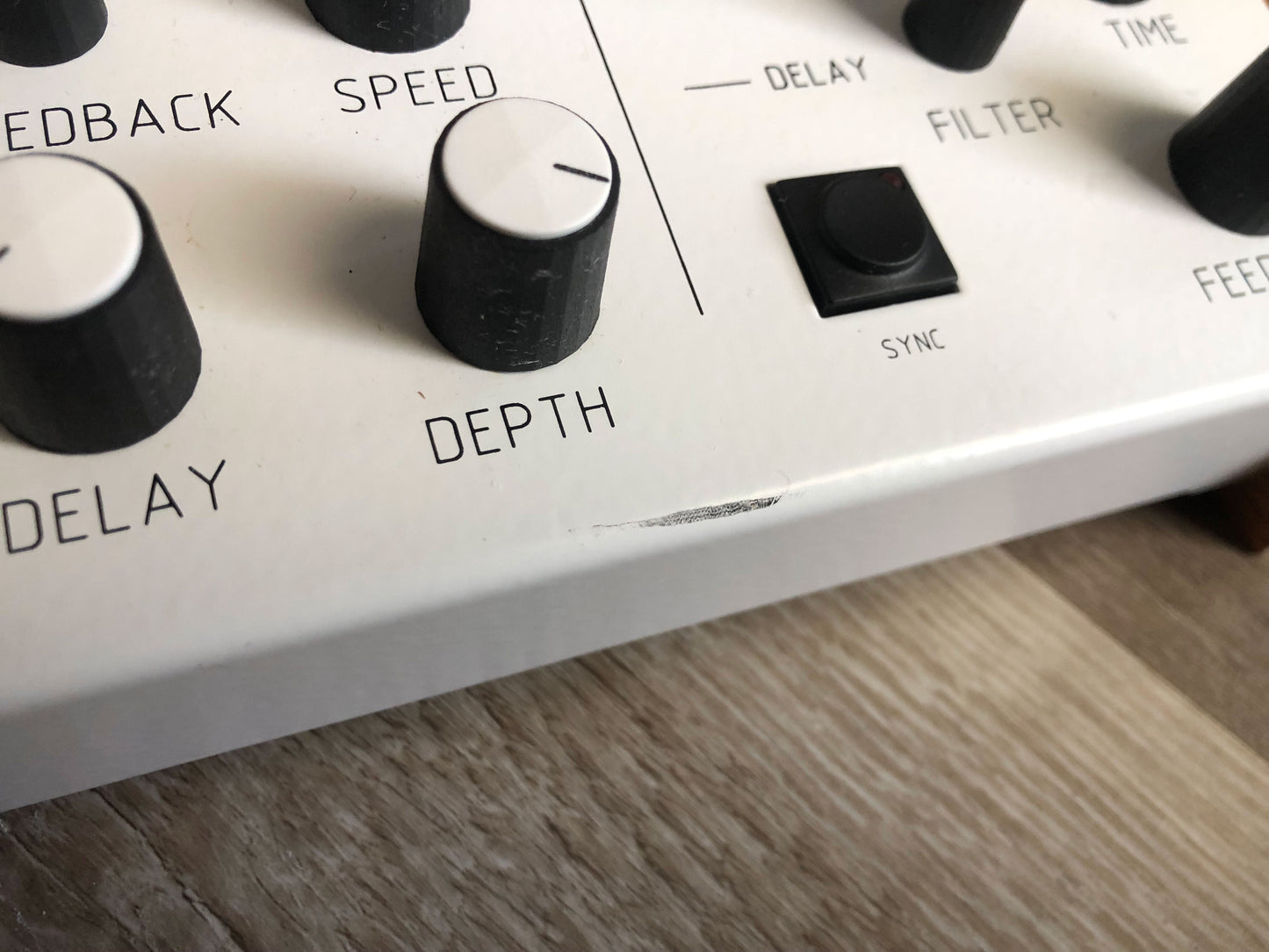 Modor NF-1 Polyphonic Analog Modeling Synthesizer