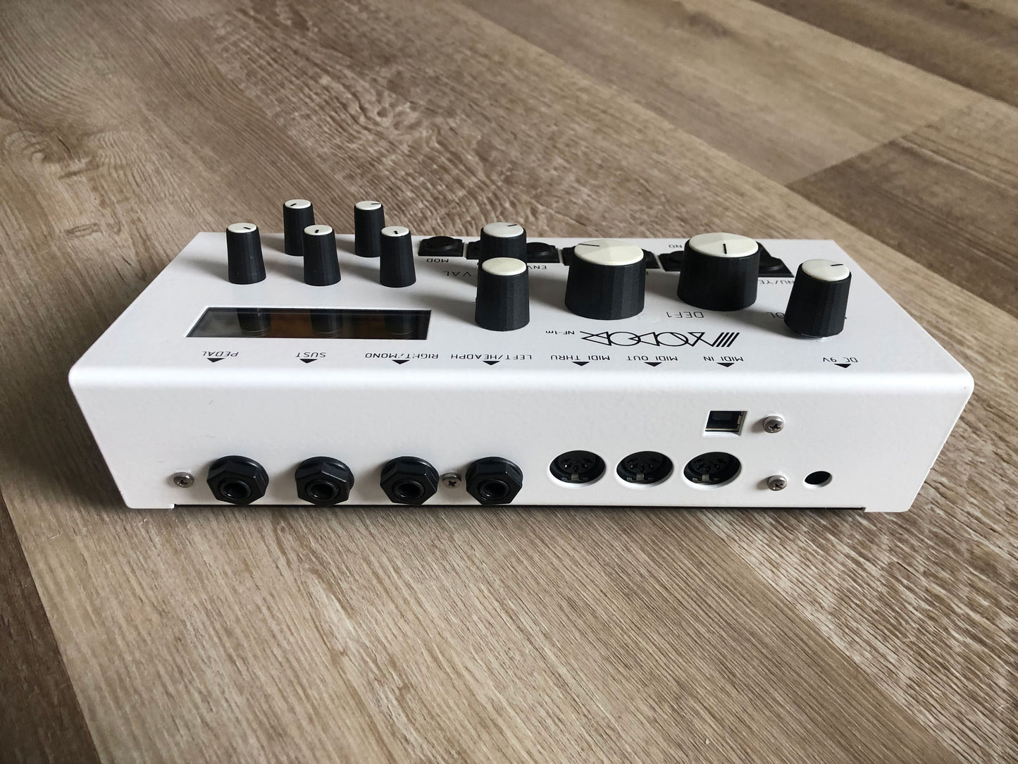 Modor NF-1M Polyphonic Compact Desktop Synth