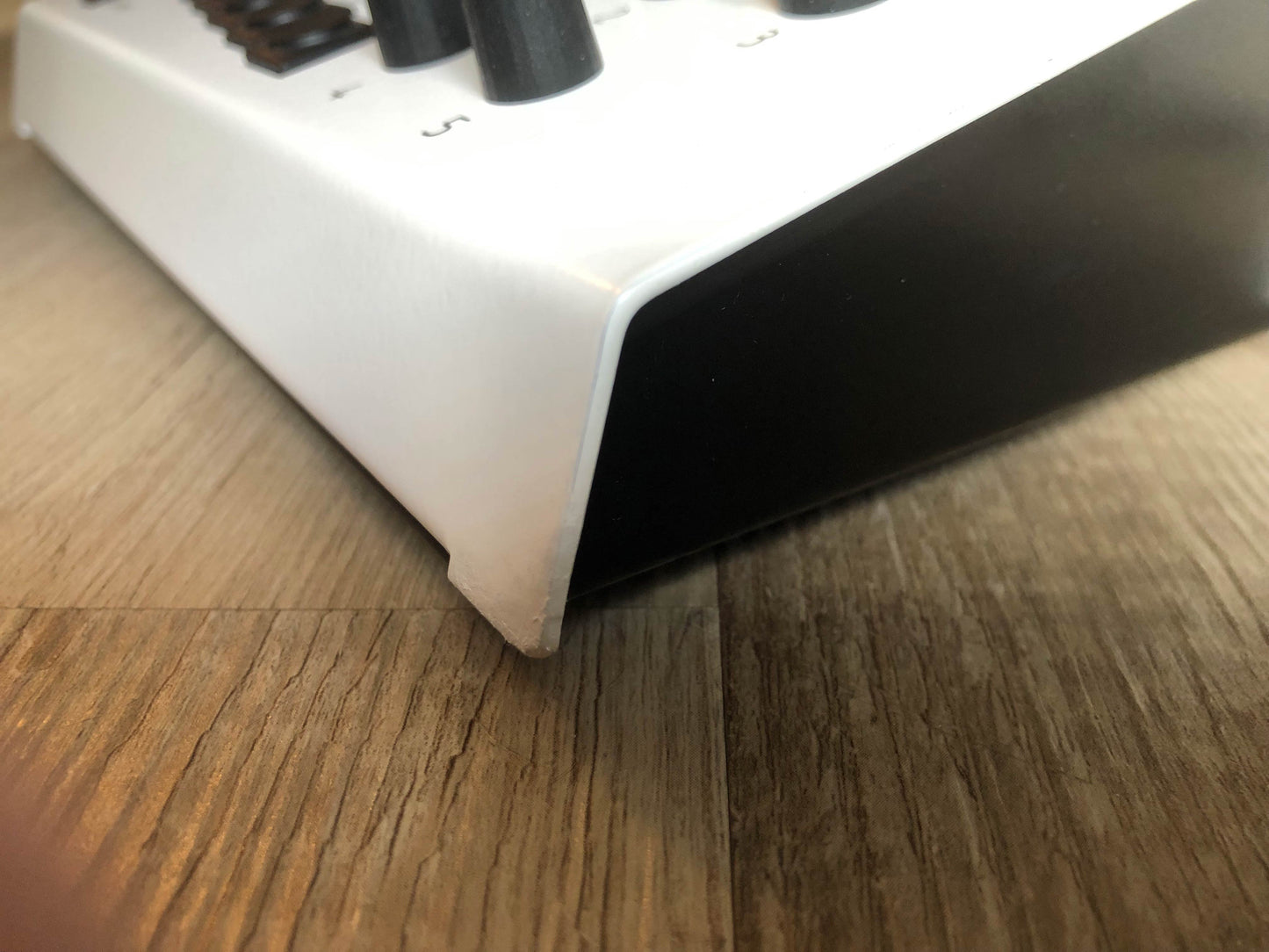 Modor NF-1M Polyphonic Compact Desktop Synth