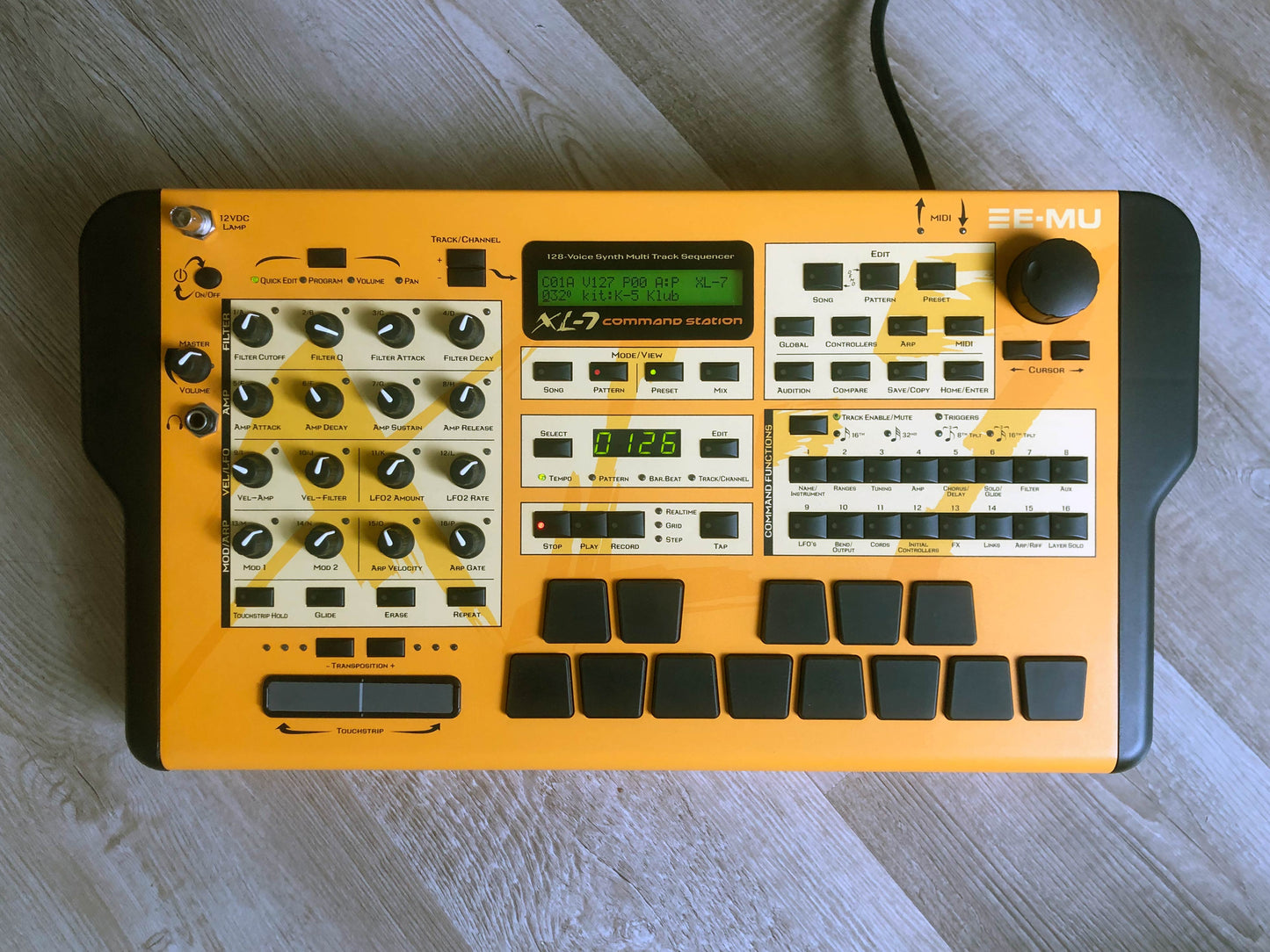 E-MU Systems XL-7 Command Station in Excellent Condition