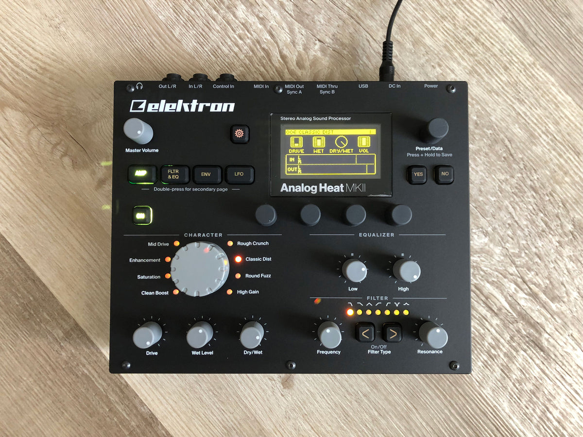 Elektron Analog Heat MKII Minty w/ OG Box, PSU + USB Cable
