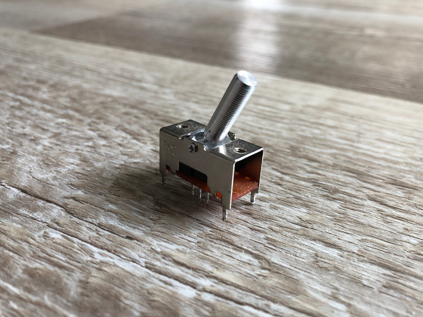 OEM Korg Minilogue 2-Position Switch 510374522018