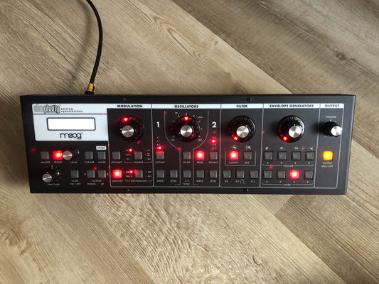 Moog Slim Phatty Analog Synthesizer w/ Original Box + Rack Ears