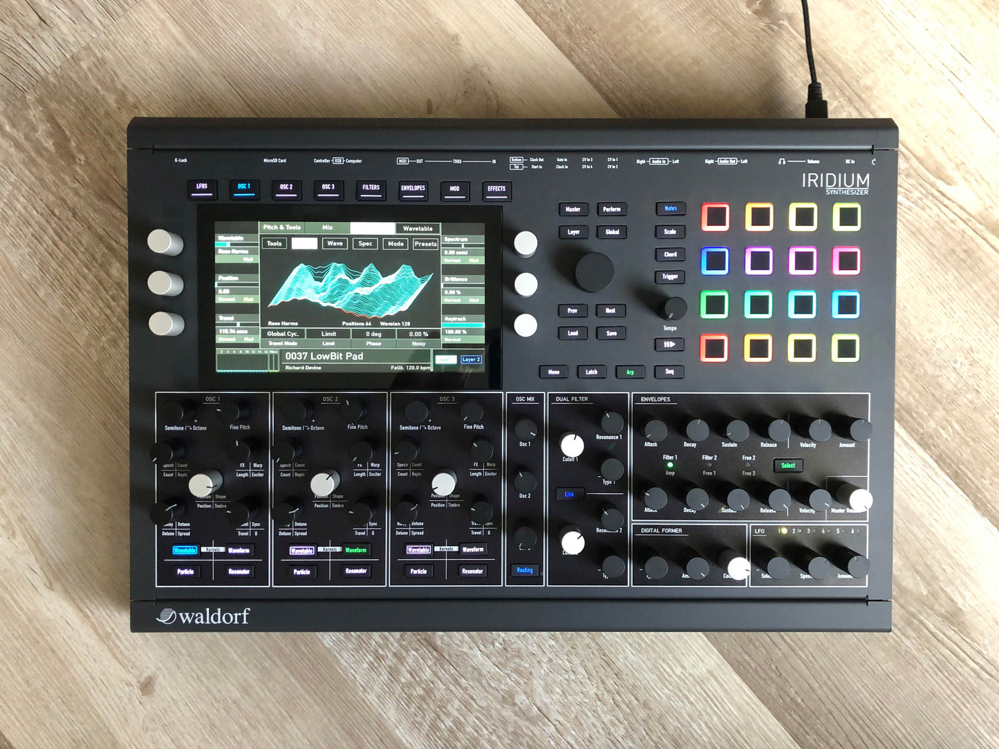 Waldorf Iridium Desktop MKI 16-Voice Synthesizer w/ OG Box, 128GB microSD + PSU