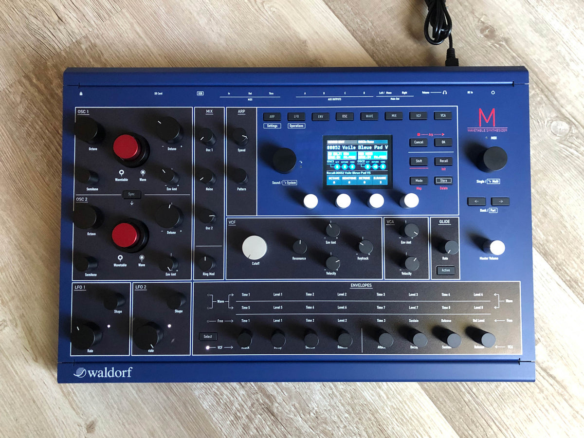 Waldorf M 8-Voice Wavetable Desktop Synthesizer w/ OG Box + PSU