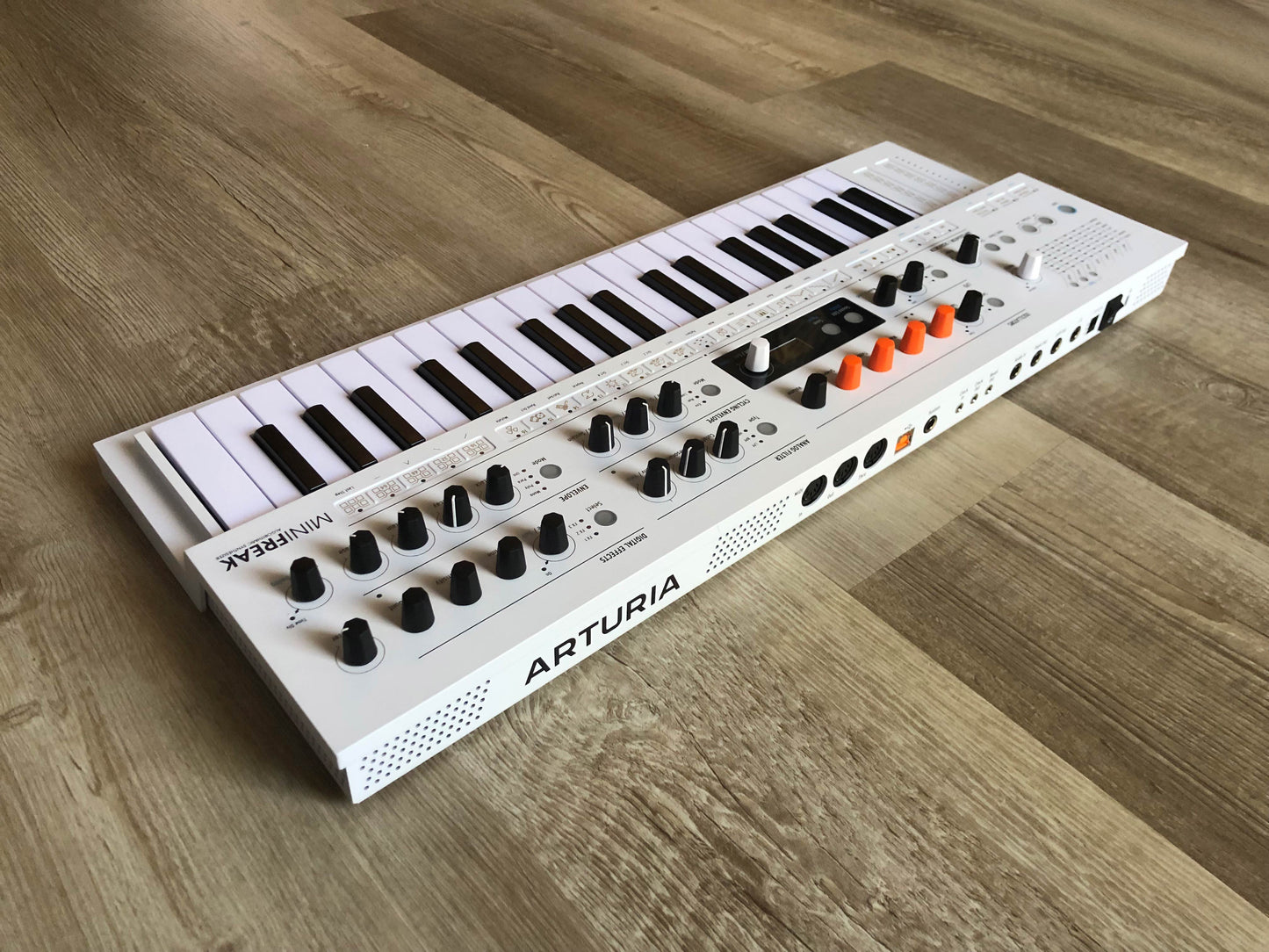 Arturia MiniFreak Vocoder Edition Hybrid Synthesizer w/ OG Box + Mic