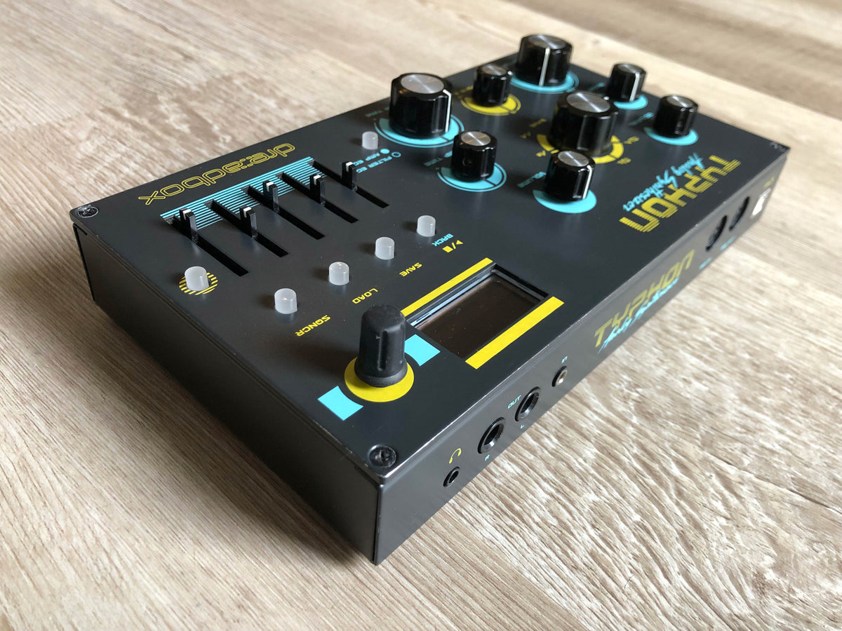 Dreadbox Typhon Analog Monosynth w/ DSP Effects & 5 ft USB Cable