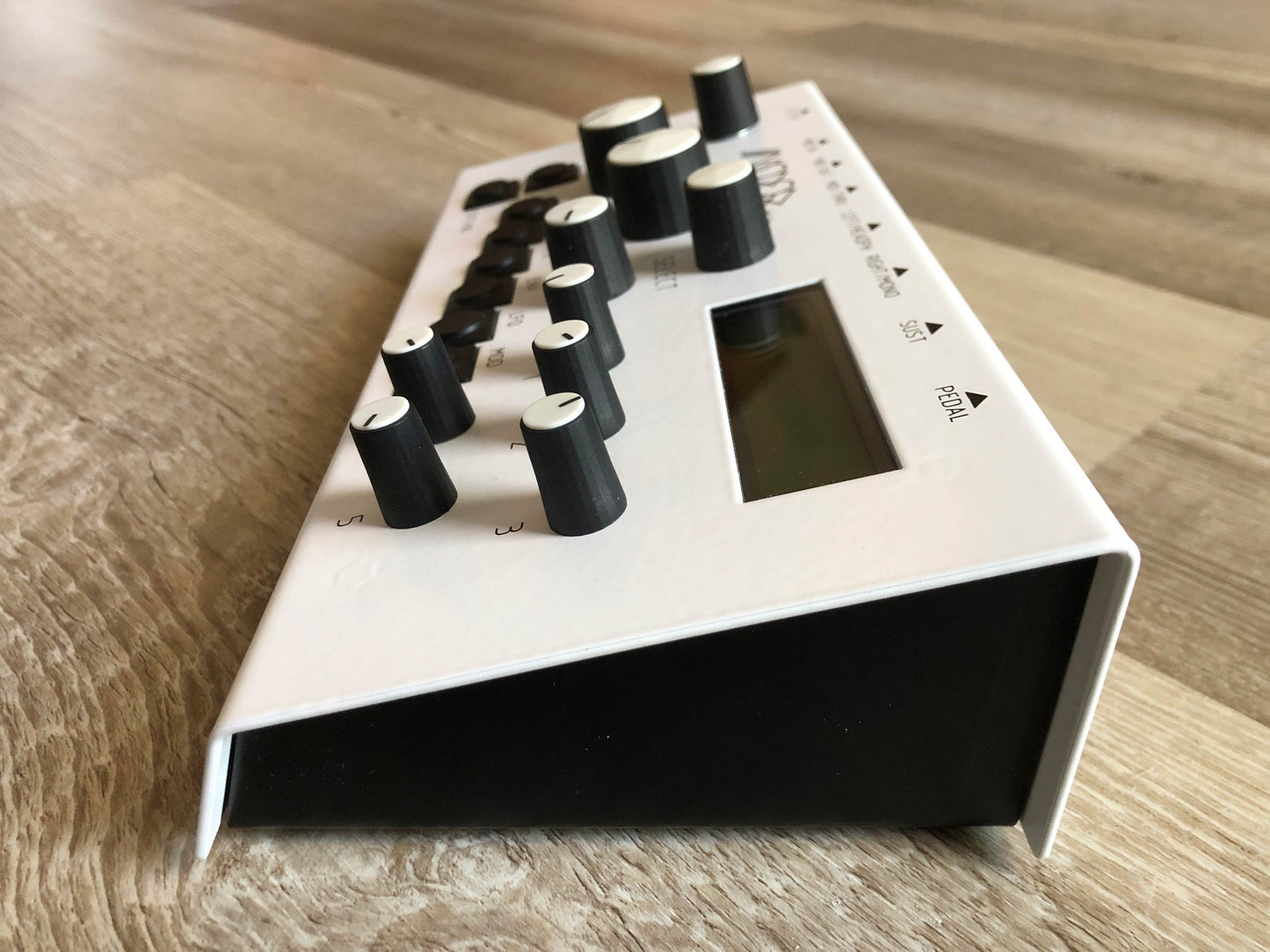 Modor NF-1M Polyphonic Desktop Synth w/ OG Box + USB Cable