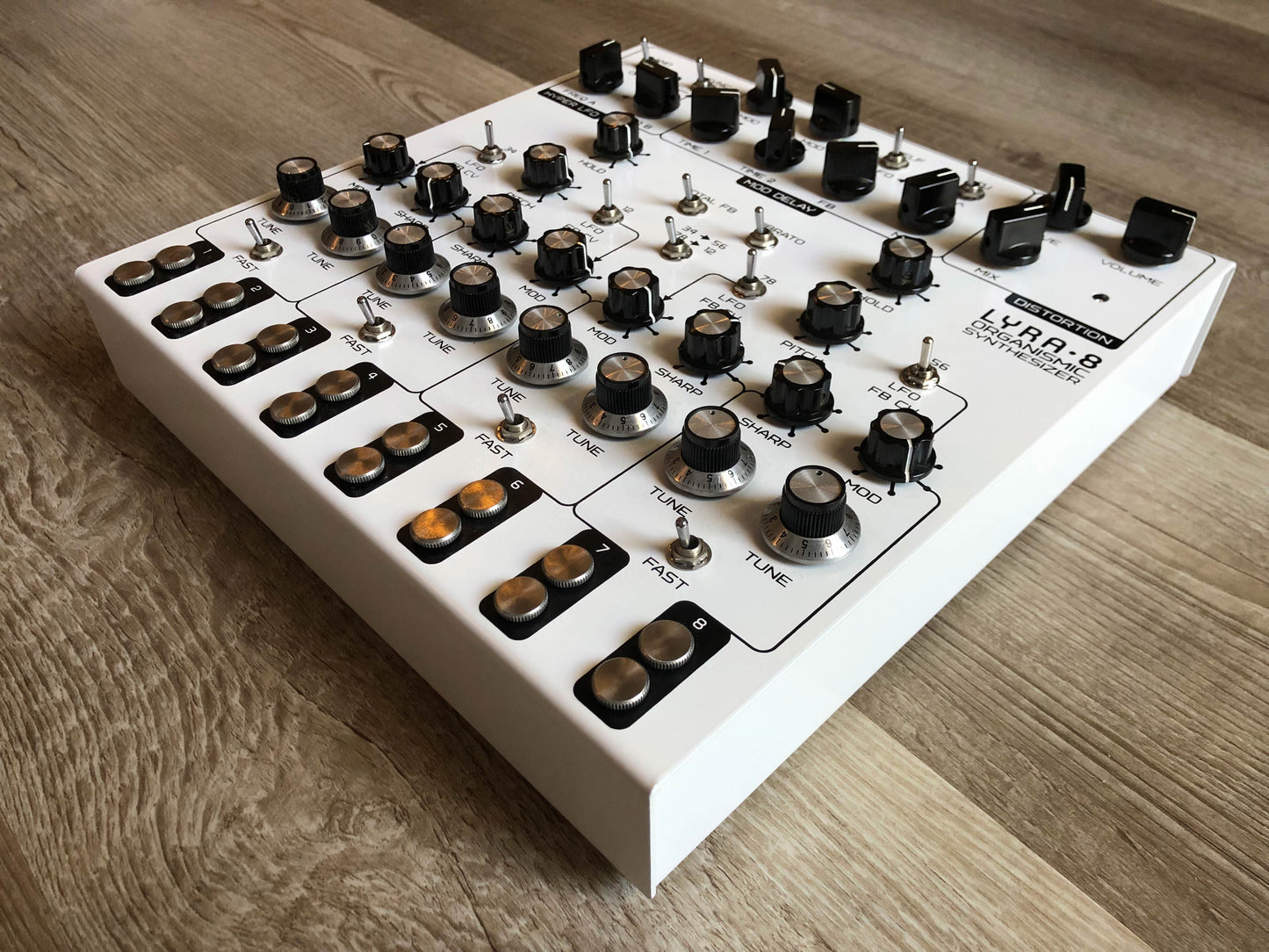 SOMA Laboratory Lyra-8 Organismic Synthesizer (White) w/ Original Box