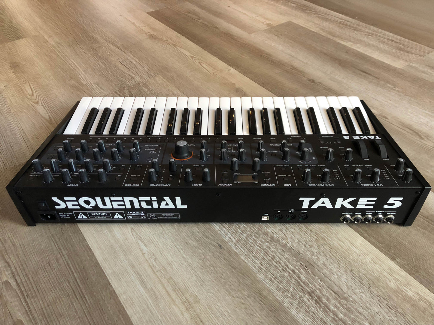 Sequential Take 5 Compact Polyphonic Analog Synthesizer w/ OG Box