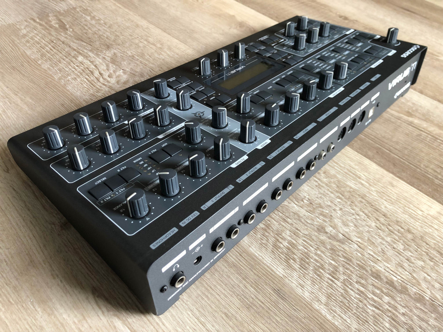 Access Virus TI2 Desktop w/ New Display, All New Tacts, Battery & HQ USB Cable + OG PSU