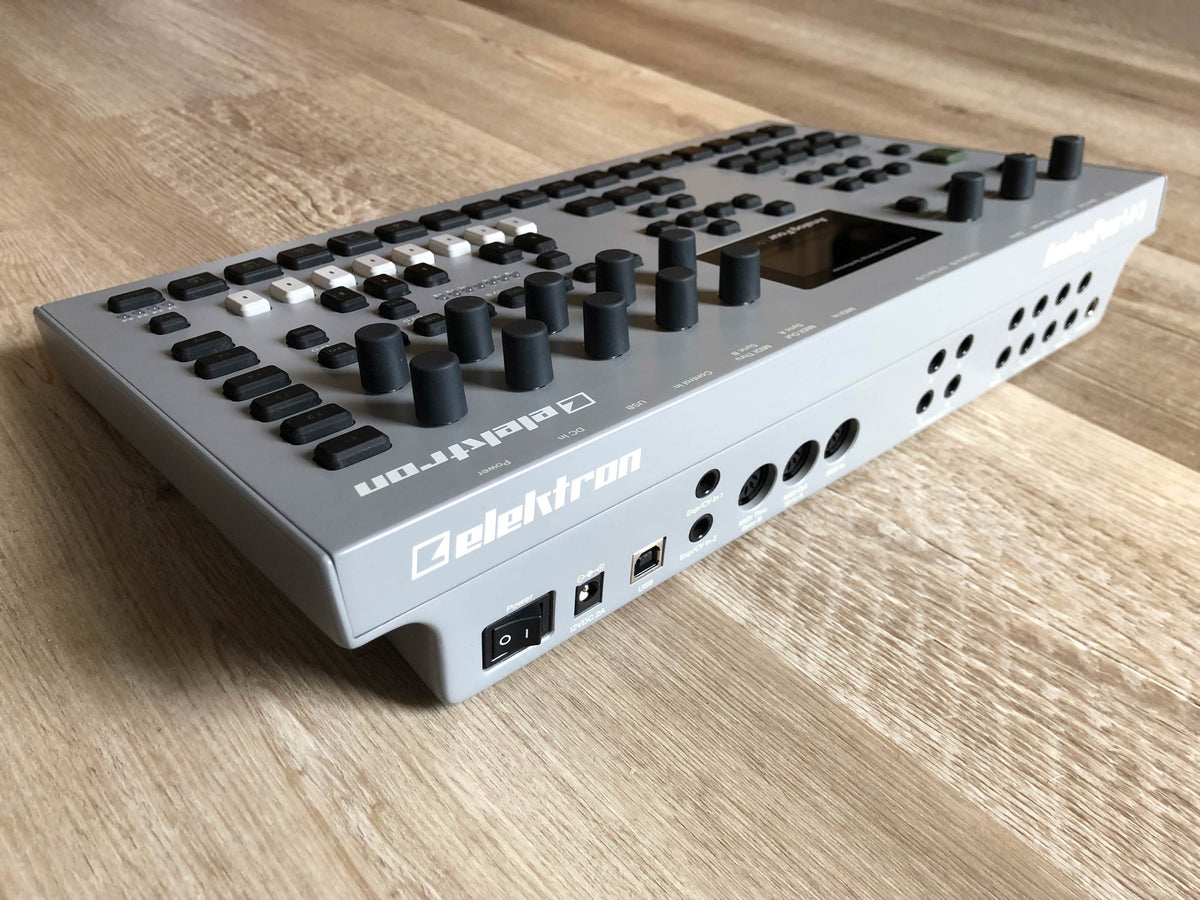 Elektron Analog Four MKII (Gray) w/ Original Box, PSU + New USB Cable