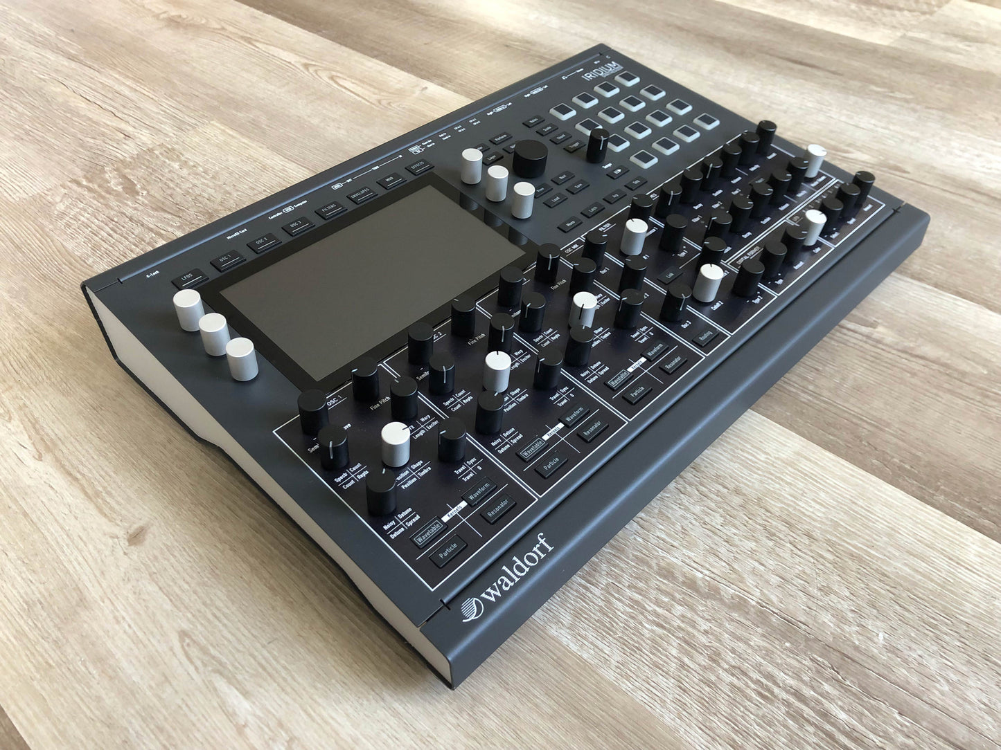 Waldorf Iridium Desktop MKI 16-Voice Synthesizer w/ OG Box, 128GB microSD + PSU