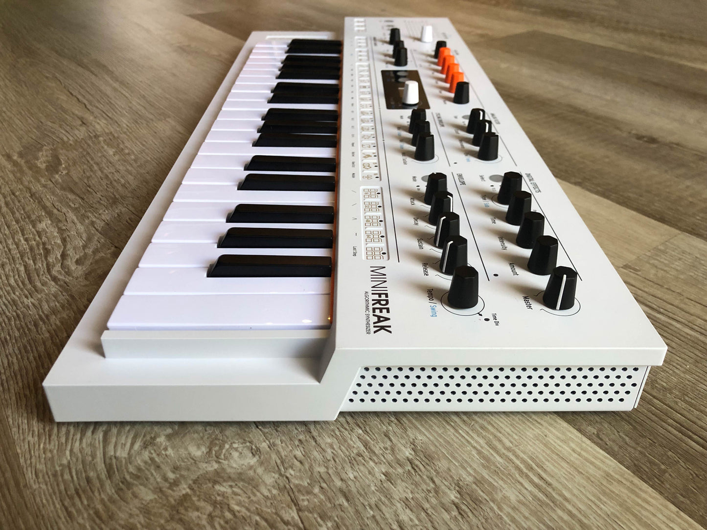 Arturia MiniFreak Vocoder Edition Hybrid Synthesizer w/ OG Box + Mic