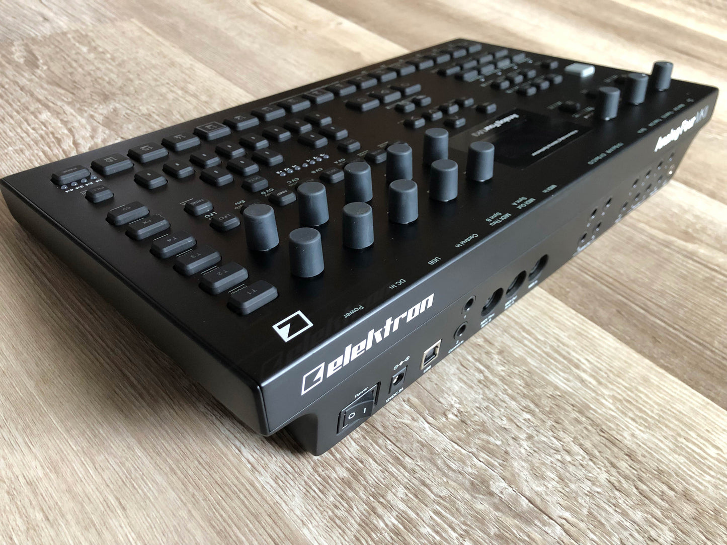 Elektron Analog Four MKII w/ New Encoder, OG PSU + New 7ft USB Cable