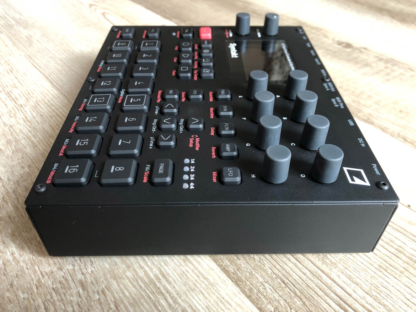 Elektron Syntakt w/ OG Box, PSU + USB Cable