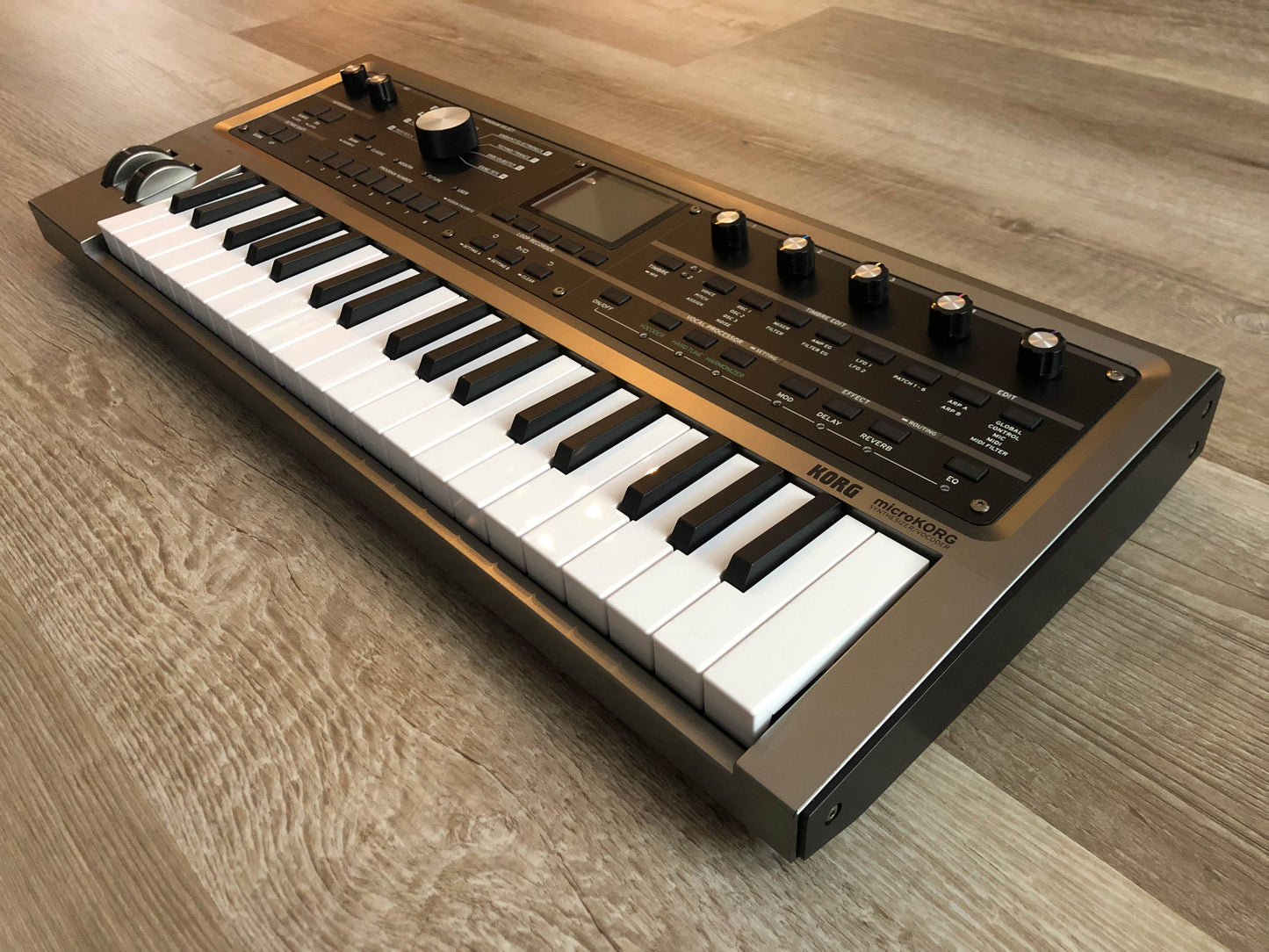 MicroKorg 2 Synthesizer & Vocoder w/ OG Mic, PSU + Quick Start Guide