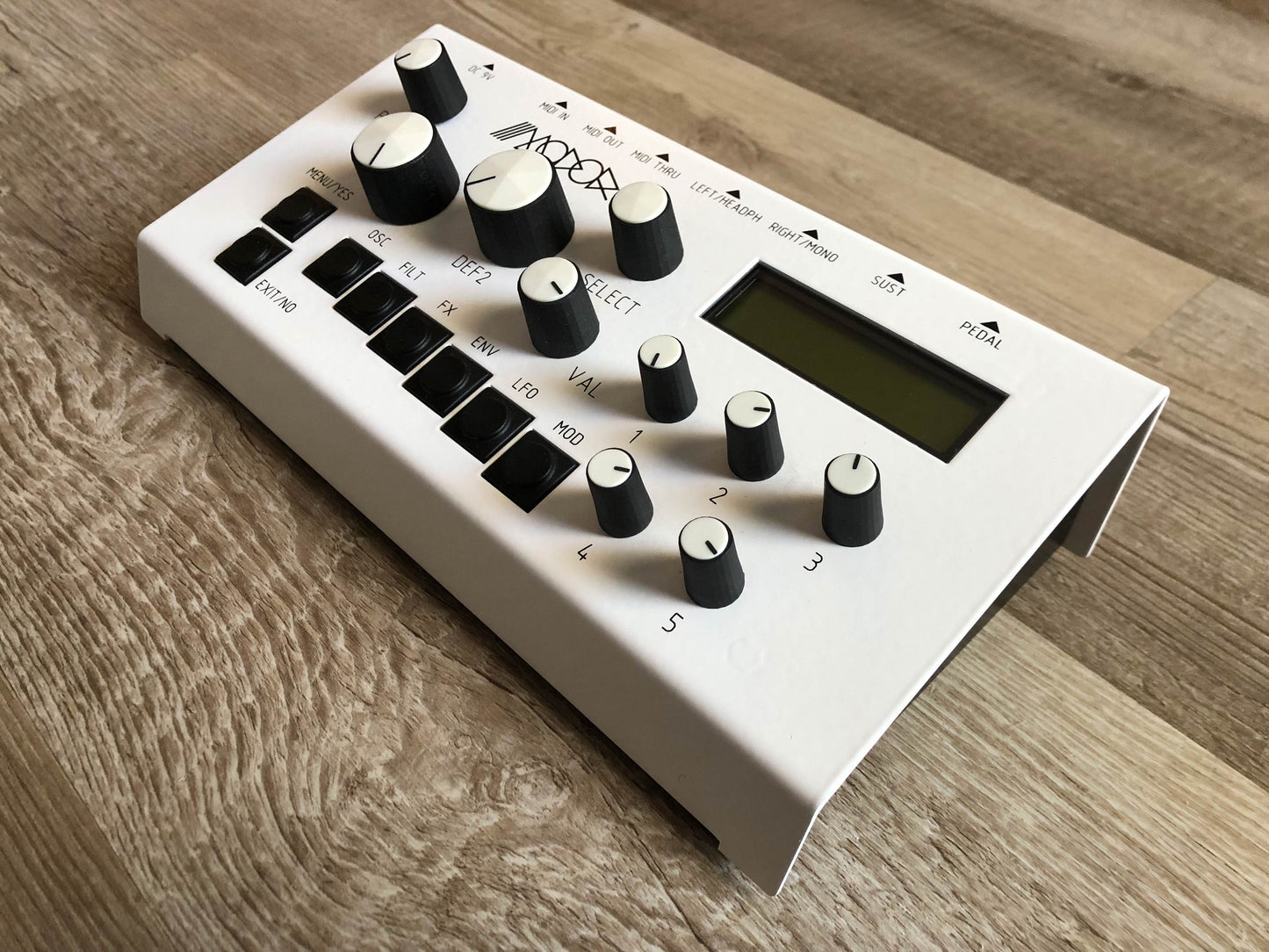 Modor NF-1M Polyphonic Desktop Synth w/ OG Box + USB Cable