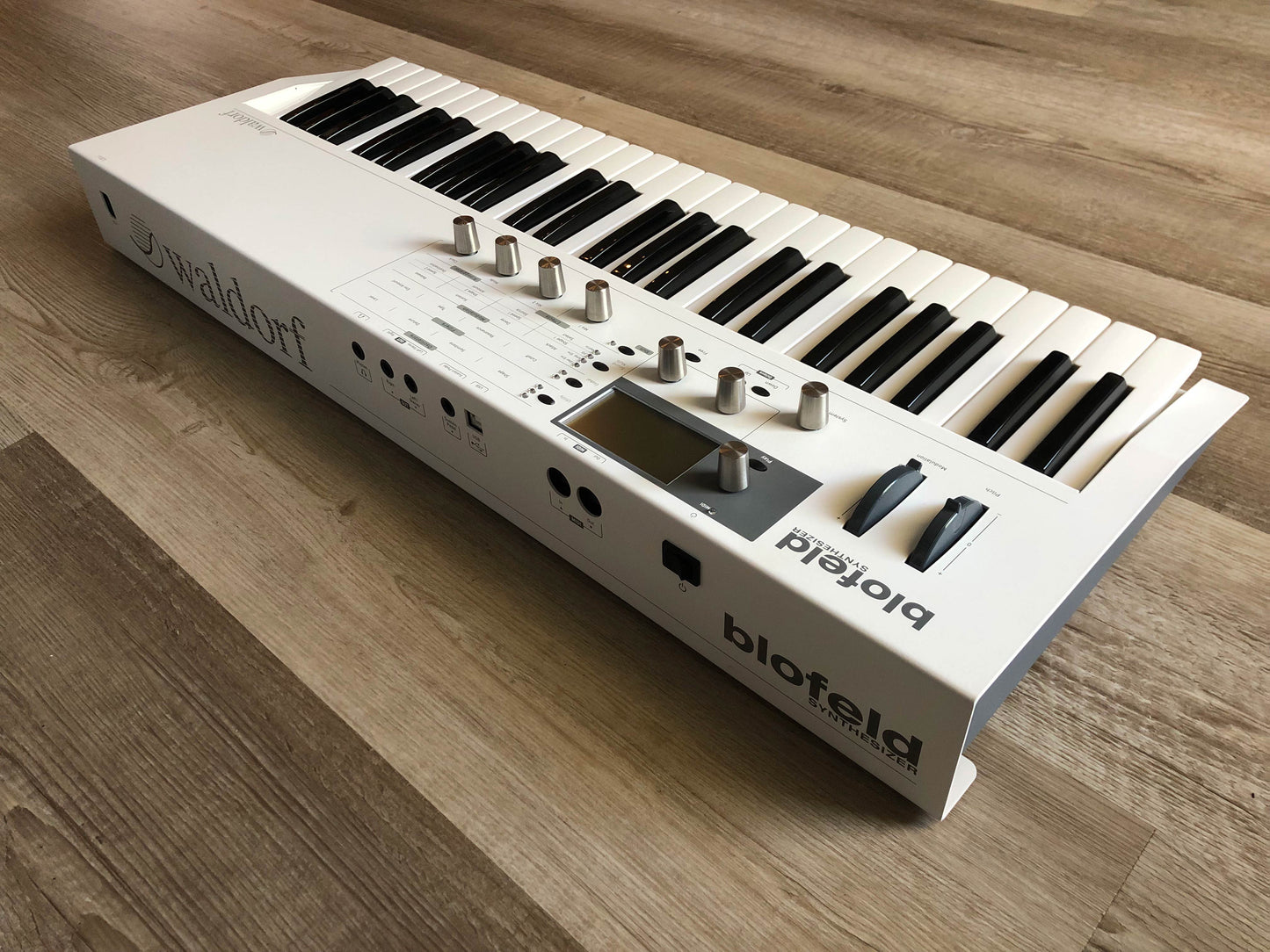 Waldorf Blofeld 49-Key Wavetable & Analog Modeling Synthesizer Mint w/ Original Box + Manual