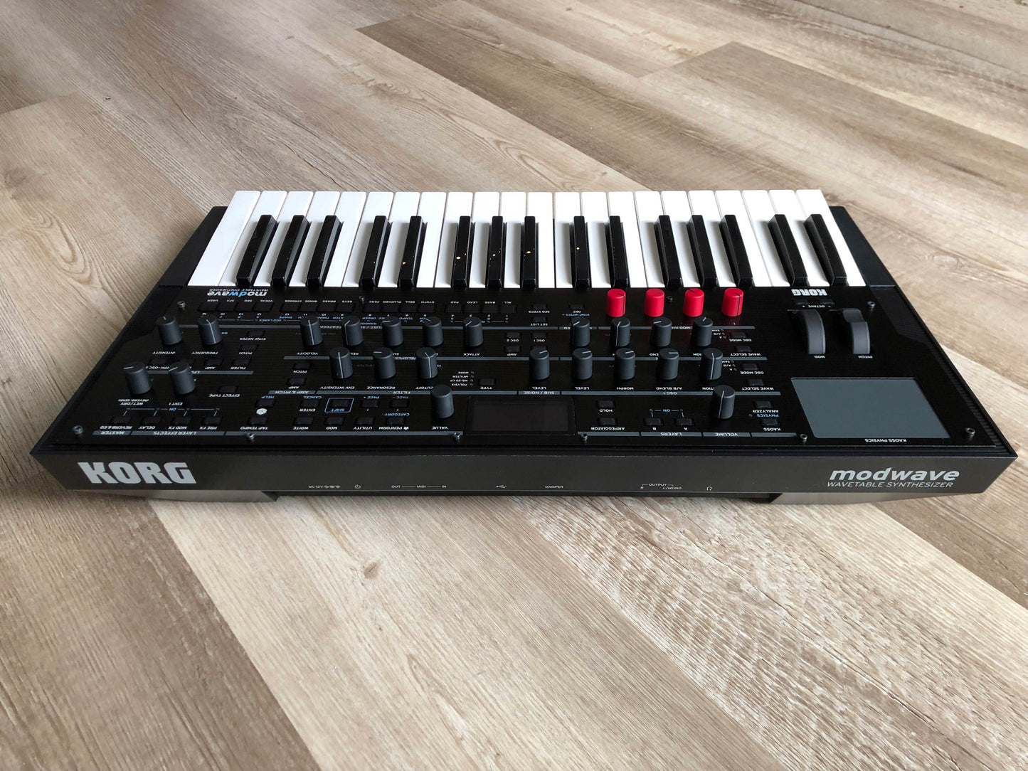 Korg Modwave MKI Wavetable Synthesizer w/ OEM PSU