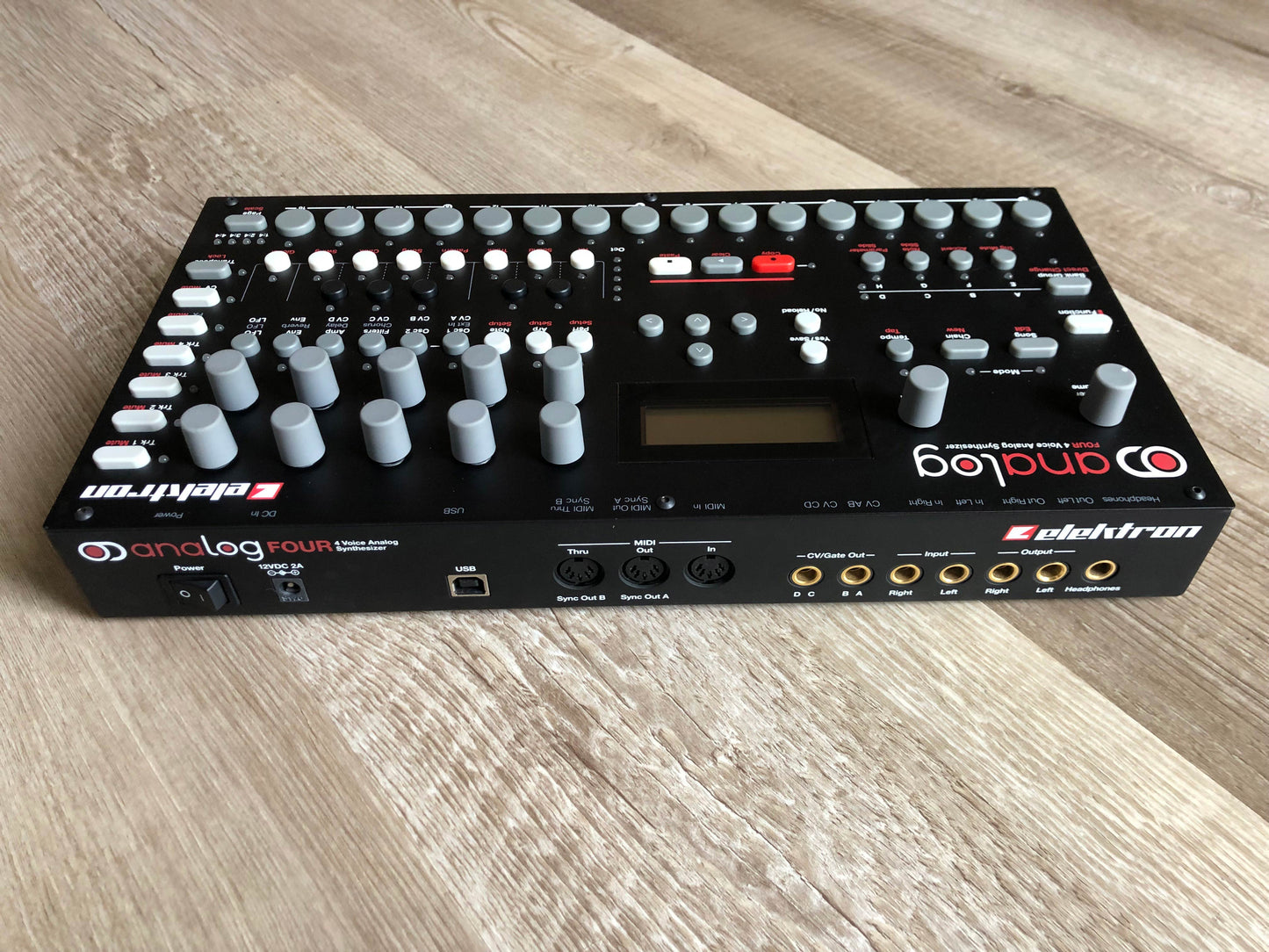 Elektron Analog Four MKI w/ OG PSU + New USB Cable