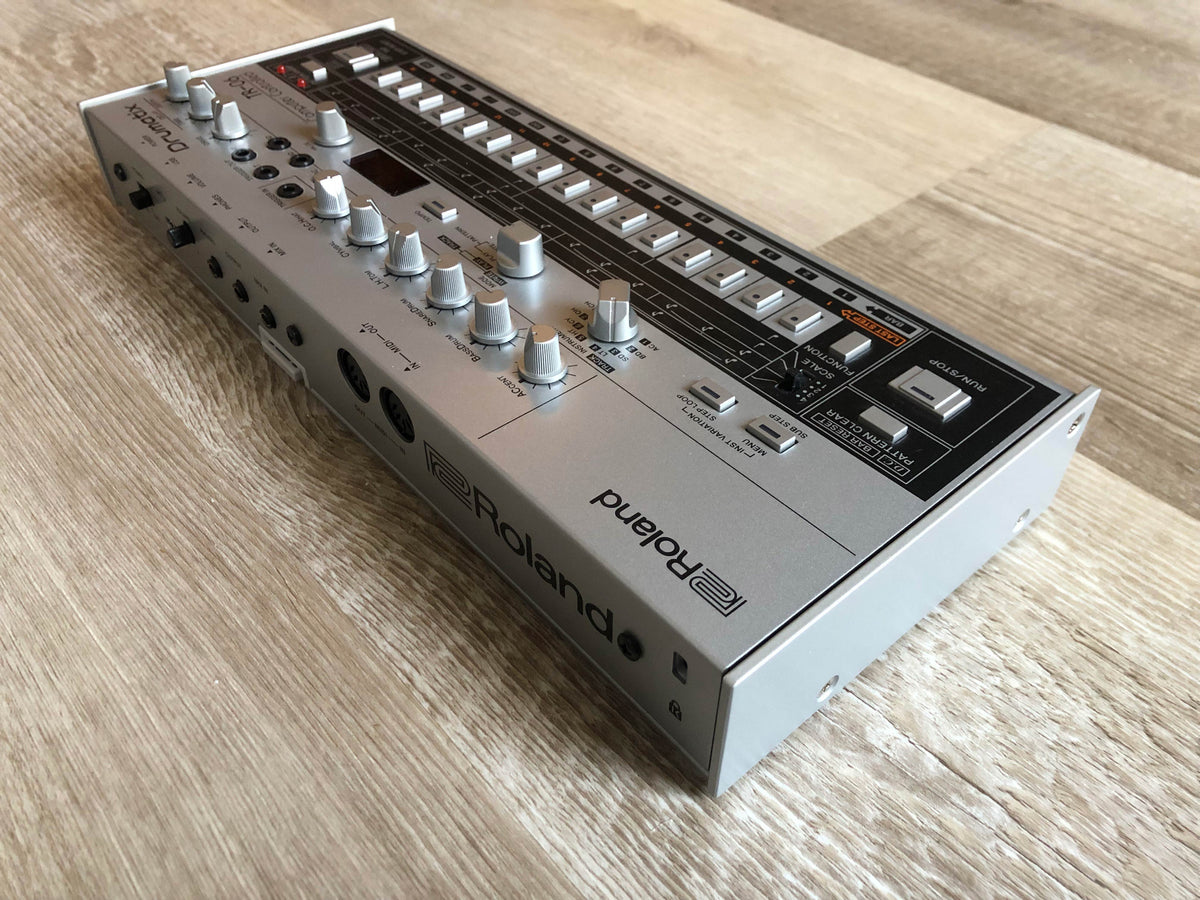 Roland TR-06 Boutique Series Drumatix Rhythm Machine w/ OG Box