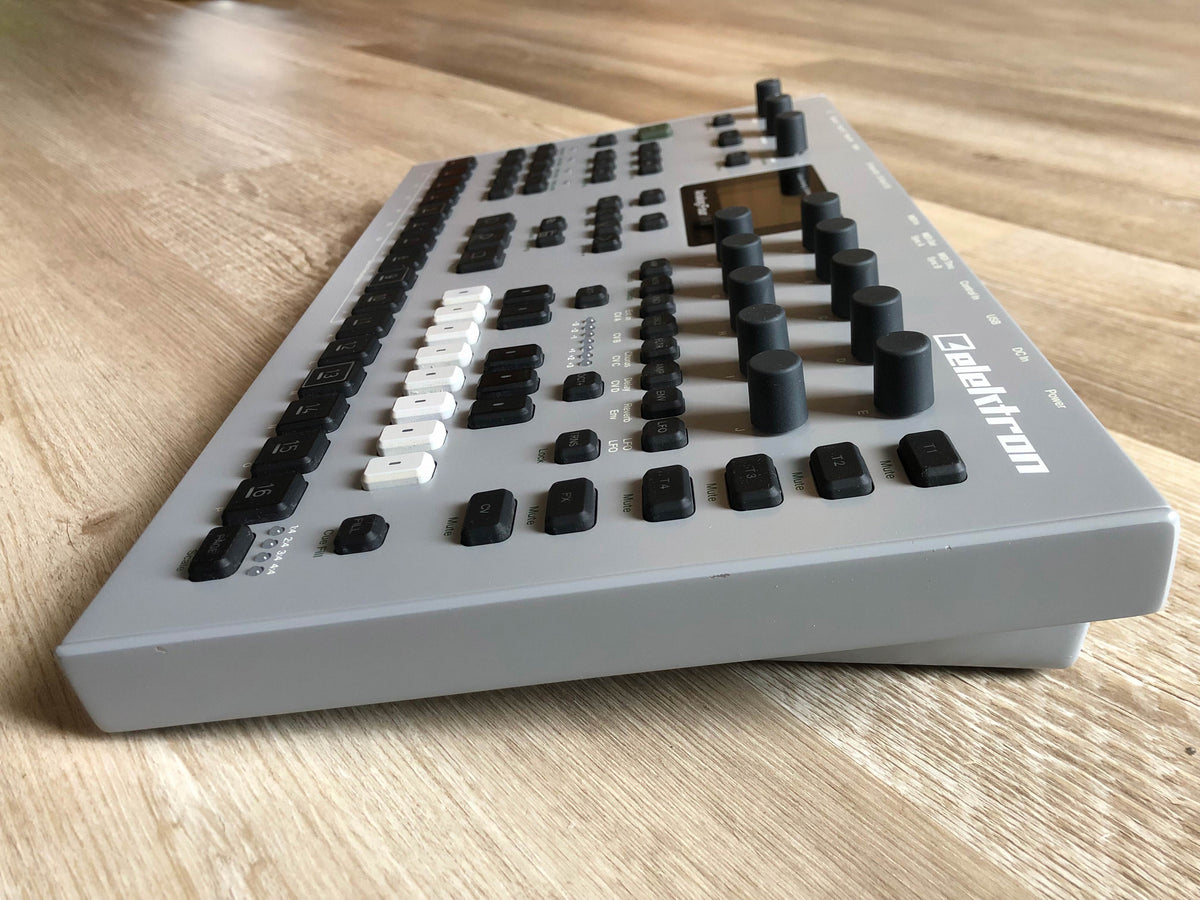 Elektron Analog Four MKII (Gray) w/ Original Box, PSU + New USB Cable