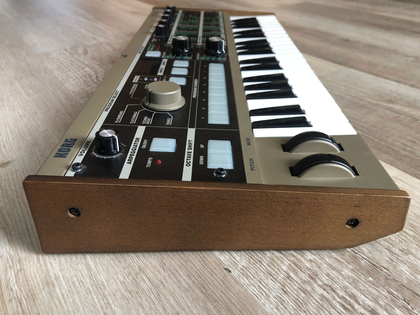 MicroKorg w/ OEM Mic, Aftermarket PSU, Minty