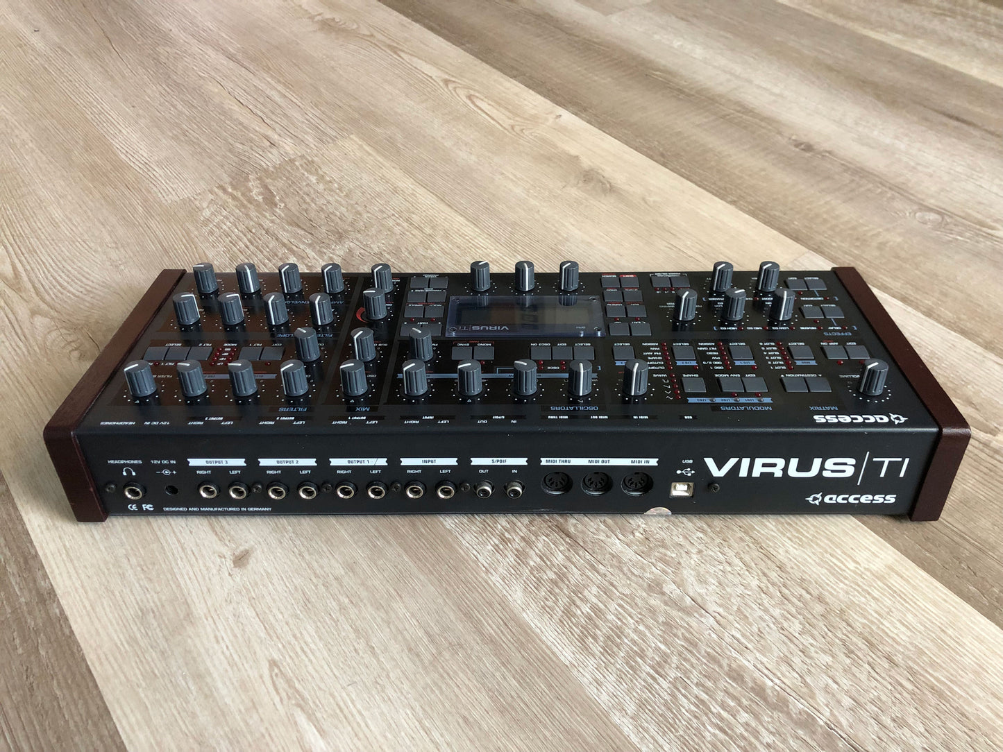 Access Virus TI Desktop w / All New Tacts, New Battery, Power Supply + HQ USB Cable