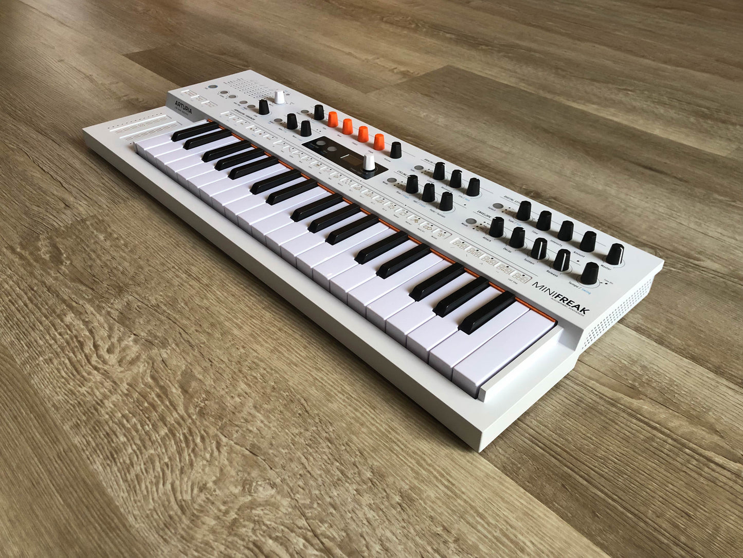 Arturia MiniFreak Vocoder Edition Hybrid Synthesizer w/ OG Box + Mic
