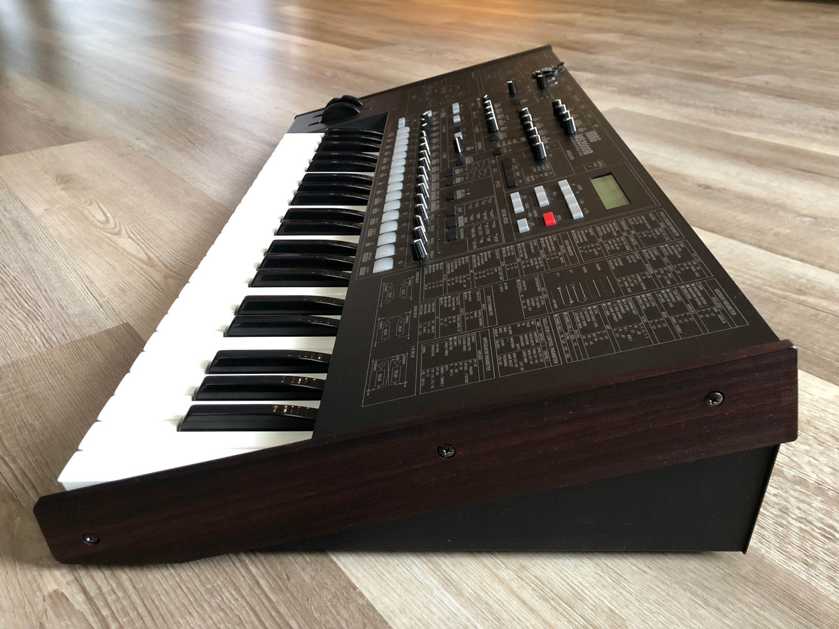 Korg MS2000B Gorgeous w/ Original Mic + PSU